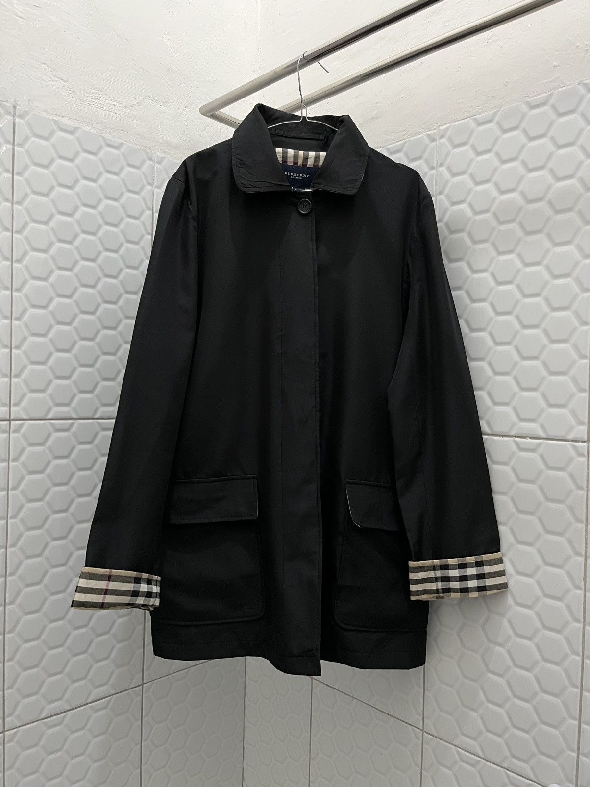 Burberry Vintage Burberry Nylon Coat Jacket Size US L / EU 52-54 / 3 - 2 Thumbnail
