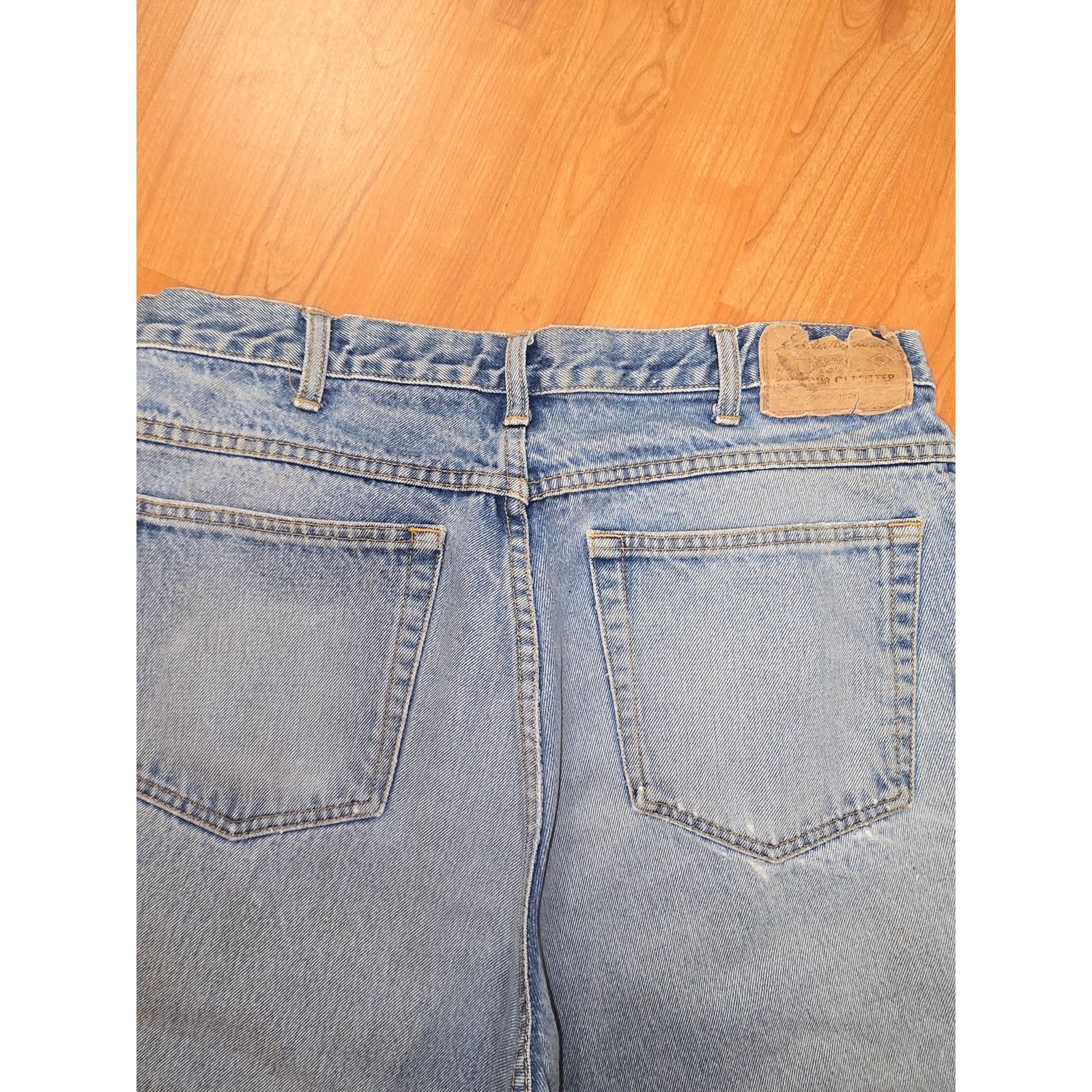 Eddie Bauer Eddie Baur Jeans 36x36 Light Wash Denim Natural Distressing Size US 36 / EU 52 - 9 Thumbnail