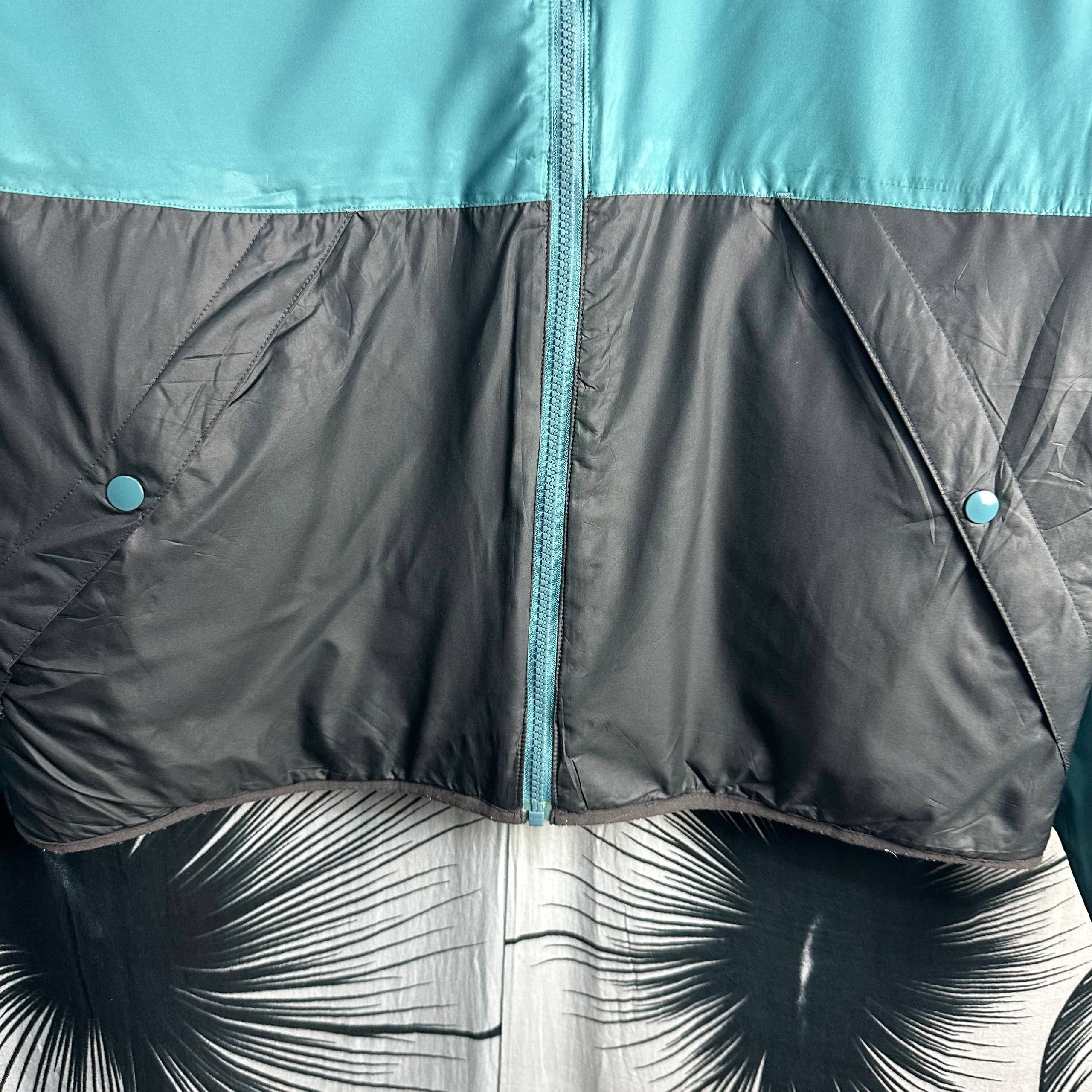 Nike Vintage Nike Two Tone Retro Style Reversible Jacket Size US L / EU 52-54 / 3 - 10 Thumbnail
