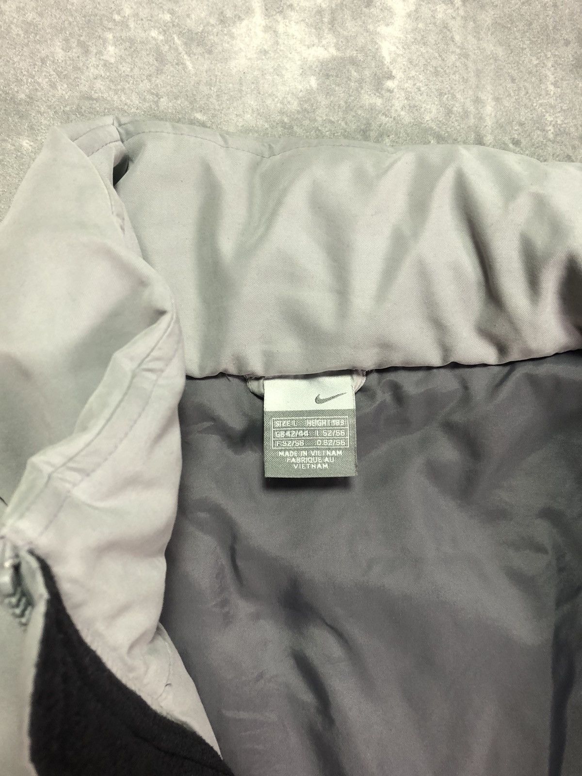 Nike Vintage Grey Nike Jacket Warm Baggy Size US L / EU 52-54 / 3 - 7 Thumbnail