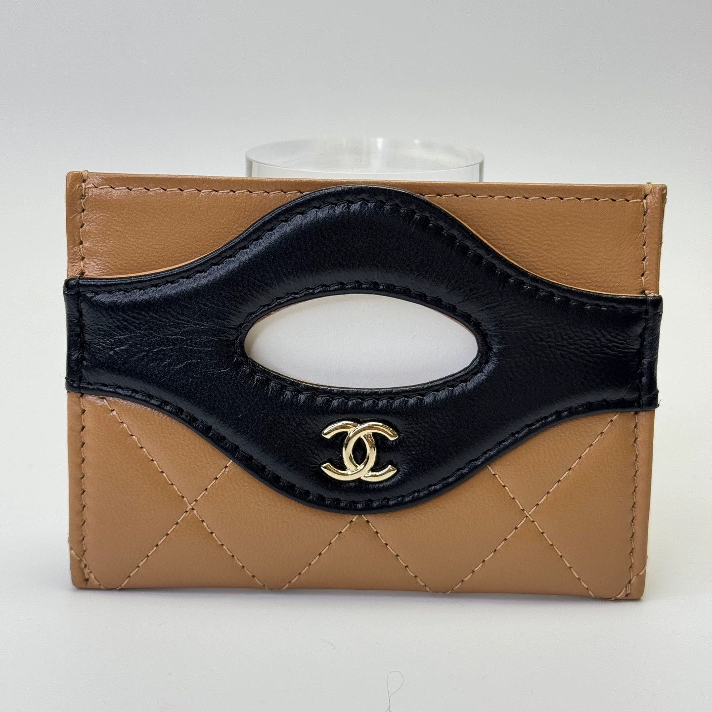 Chanel Pre-loved Bag Very good condition Size ONE SIZE - 1 Thumbnail