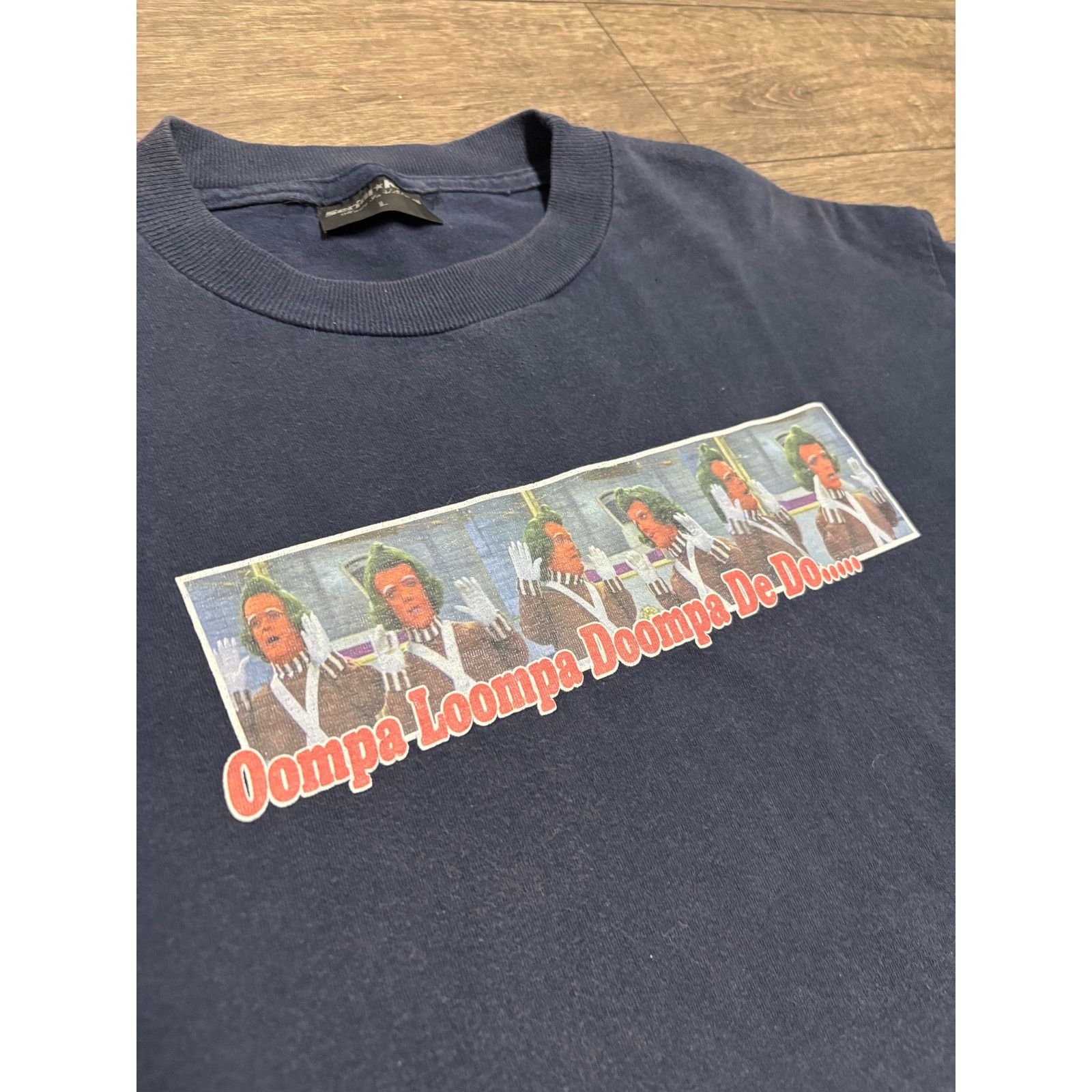 Vintage Vintage Serial Killer Oompa Loompa Blue Tee Sz L Size US L / EU 52-54 / 3 - 2 Thumbnail