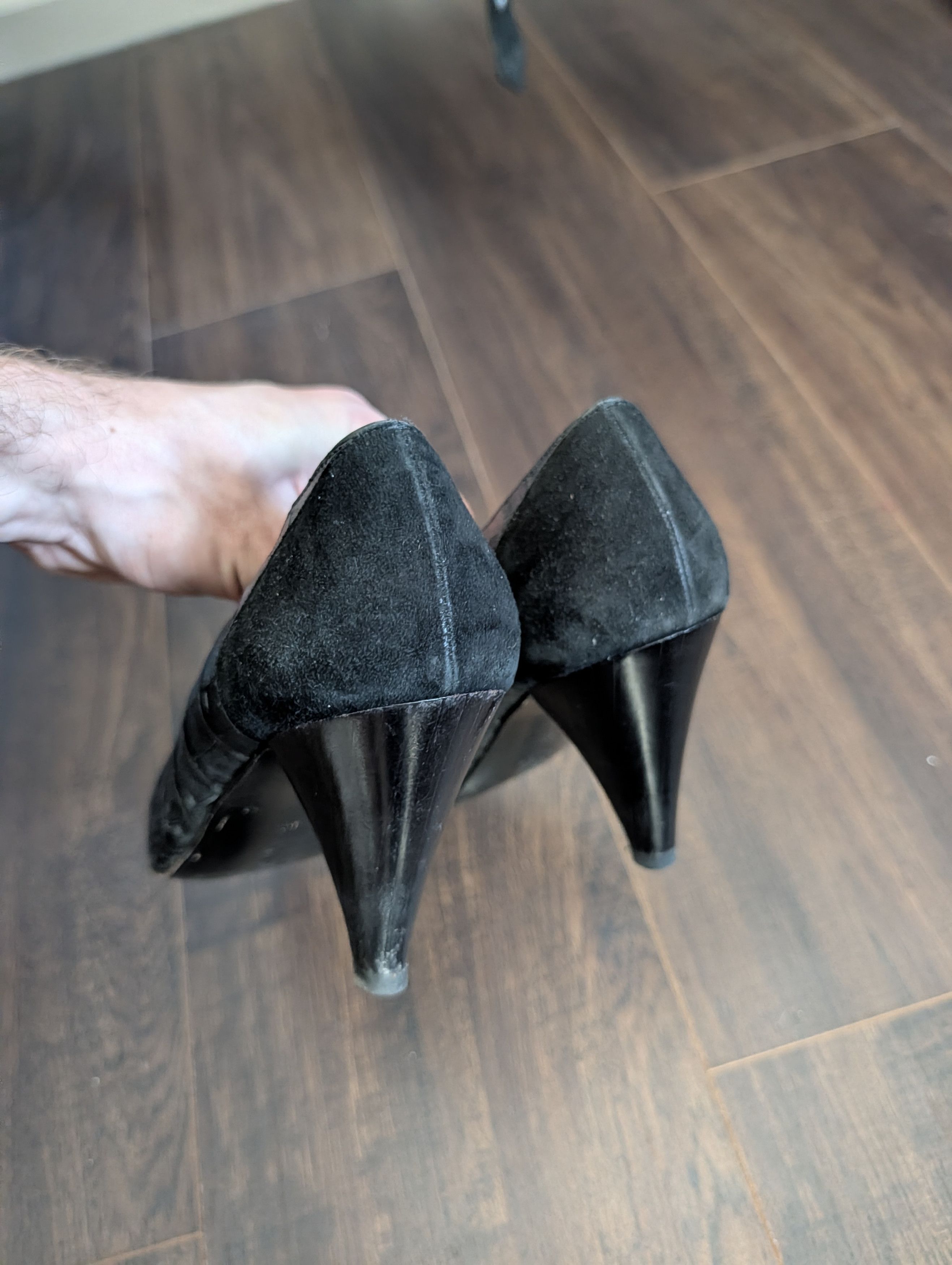 Gucci Genuine CROCODILE Black Pointed Toe Pumps 38B Size US 8 / IT 38 - 5 Thumbnail