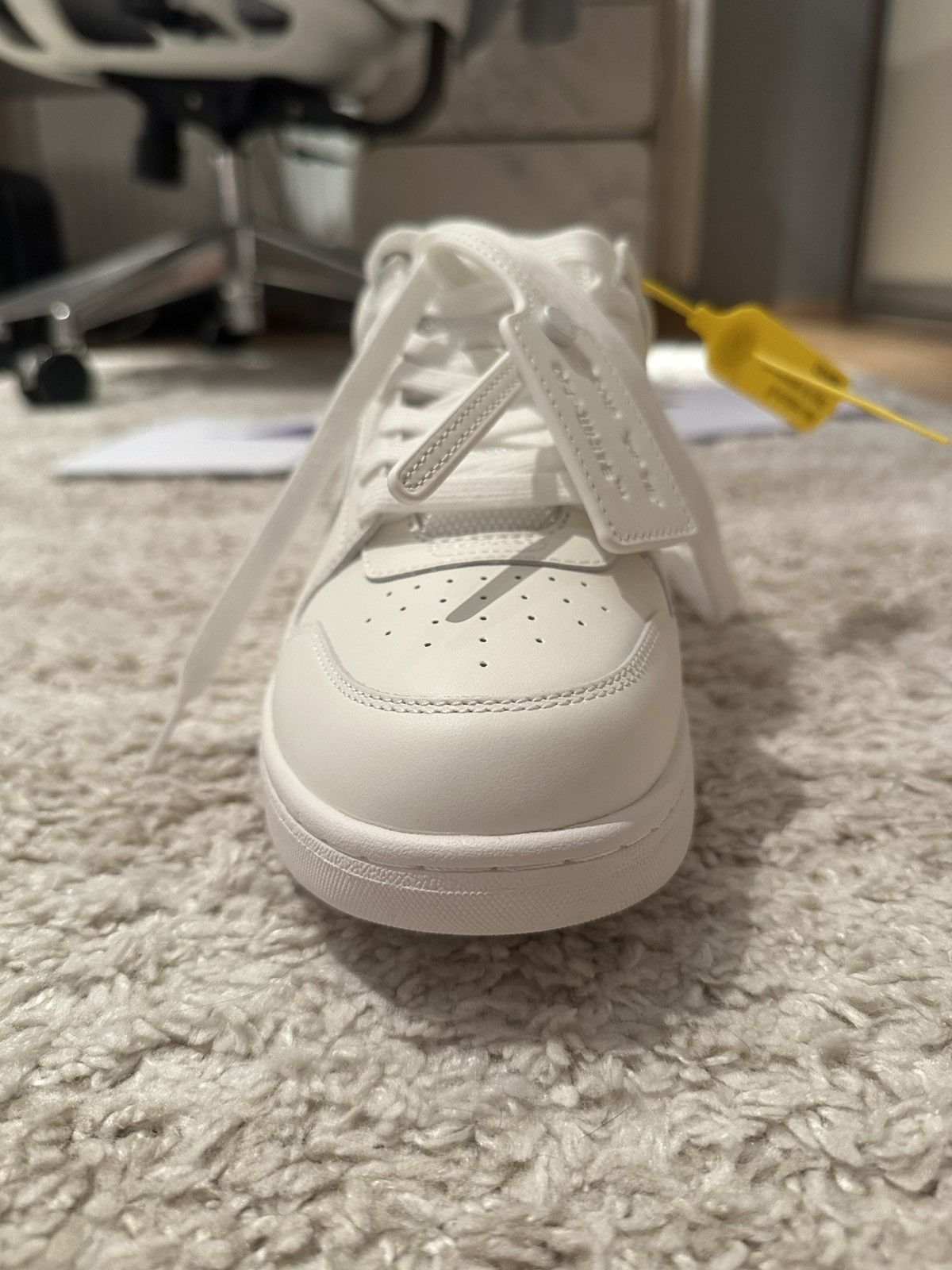 Off-White Off white out of office triple white sole Size US 9.5 / EU 42-43 - 11 Thumbnail