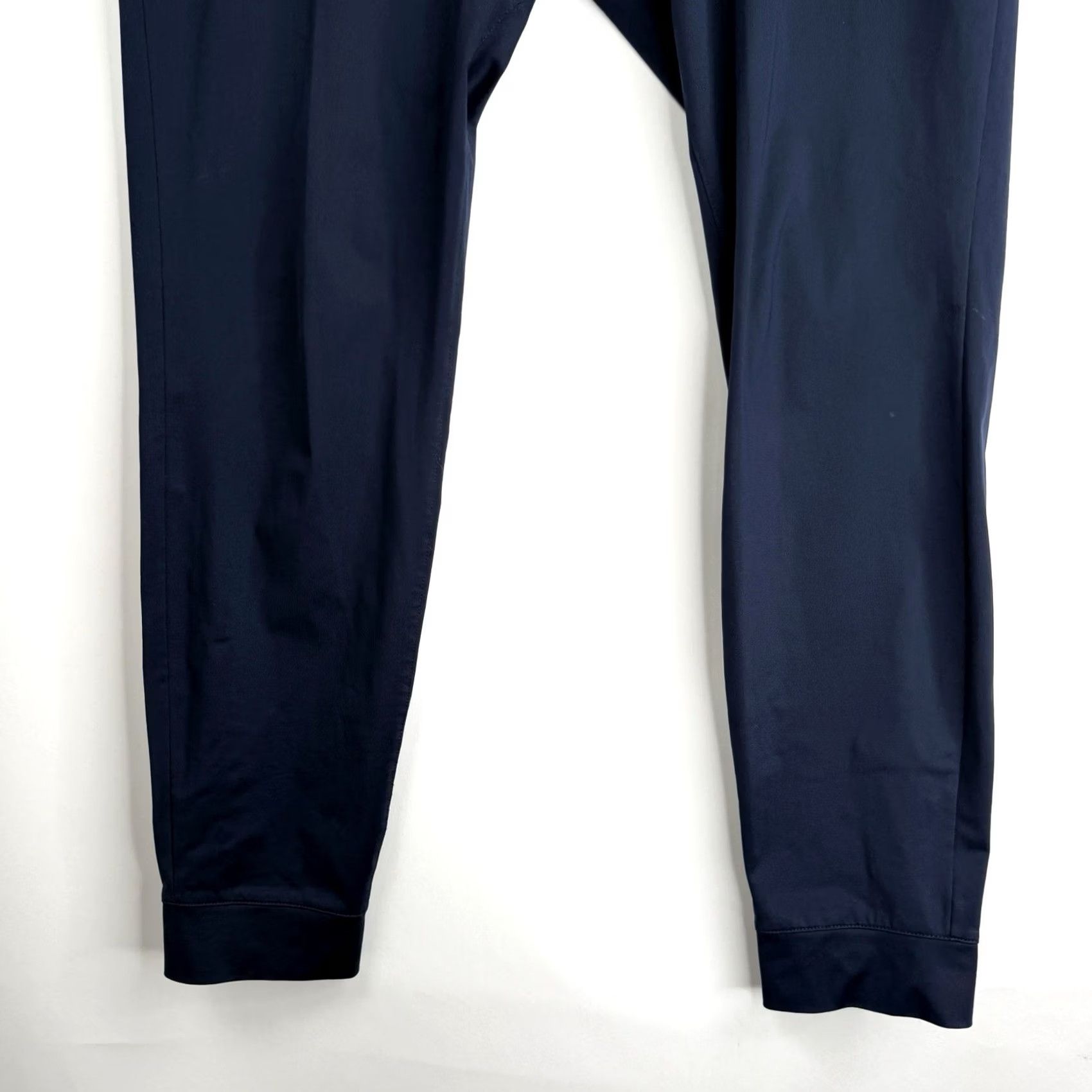 Rhone Rhone Mens Pants Commuter Slim Fit Jogger Navy Blue 32 Regular Inseam 29in Sl im Size US 32 / EU 48 - 6 Thumbnail
