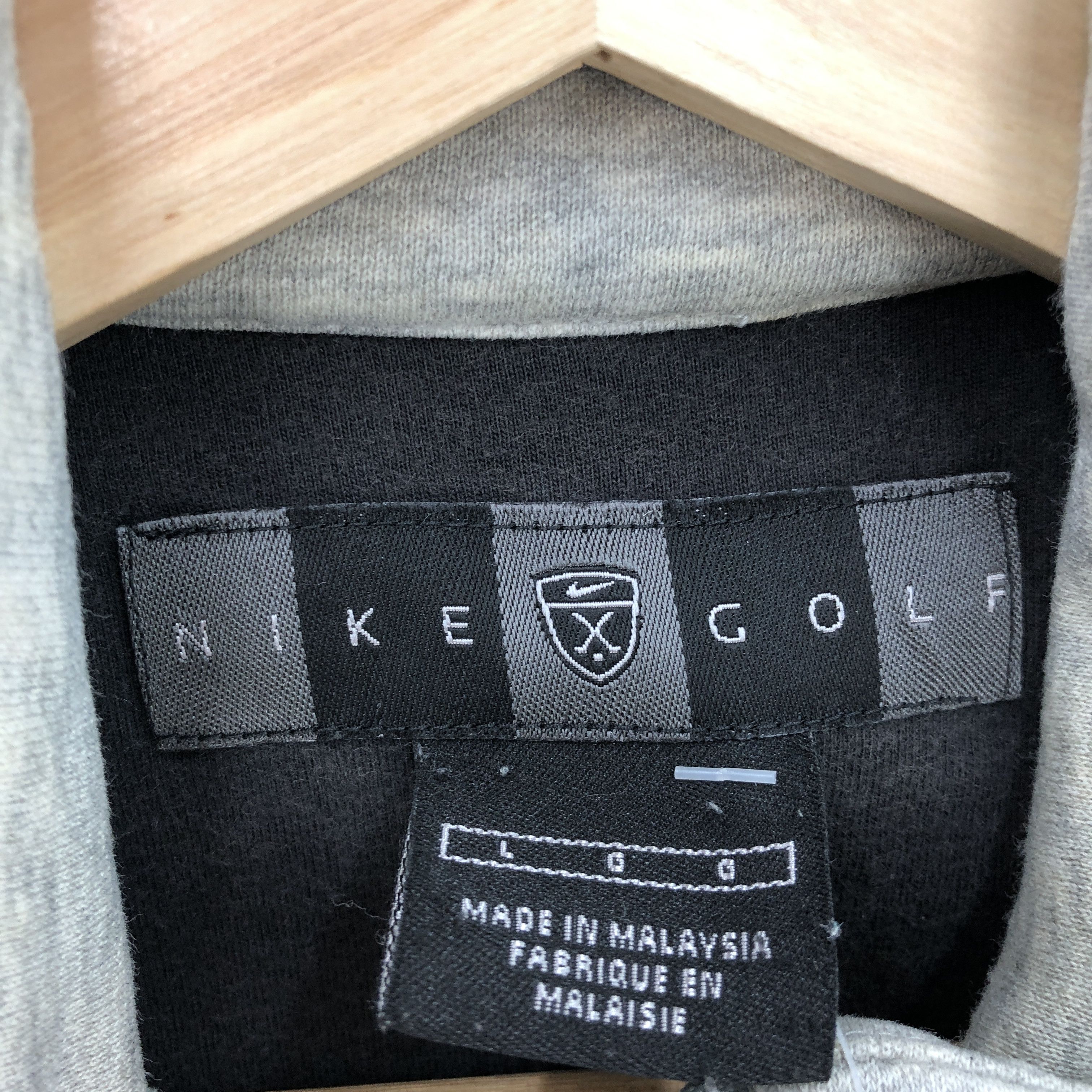 Nike Vintage Nike Sweatshirt Nike Swoosh Sweater Jumper Pullover Size US L / EU 52-54 / 3 - 4 Thumbnail