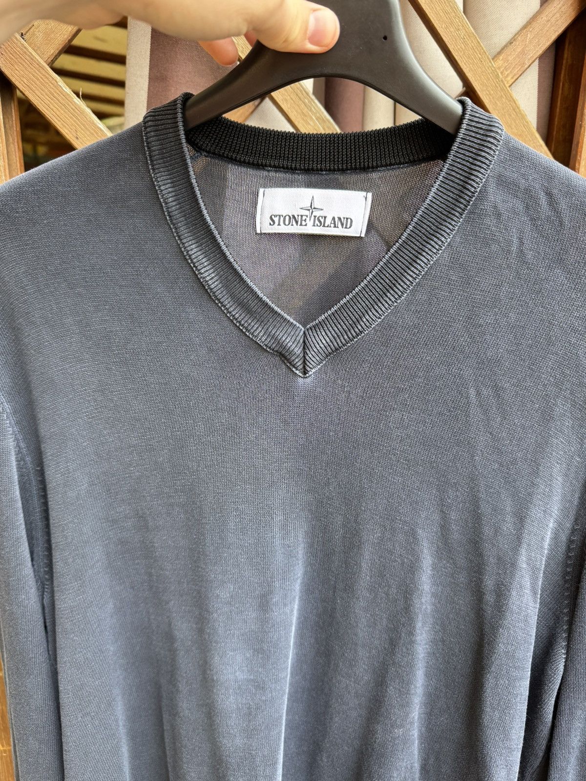 Stone Island Stone Island V-Neck Cotton Sweater Size US L / EU 52-54 / 3 - 8 Thumbnail