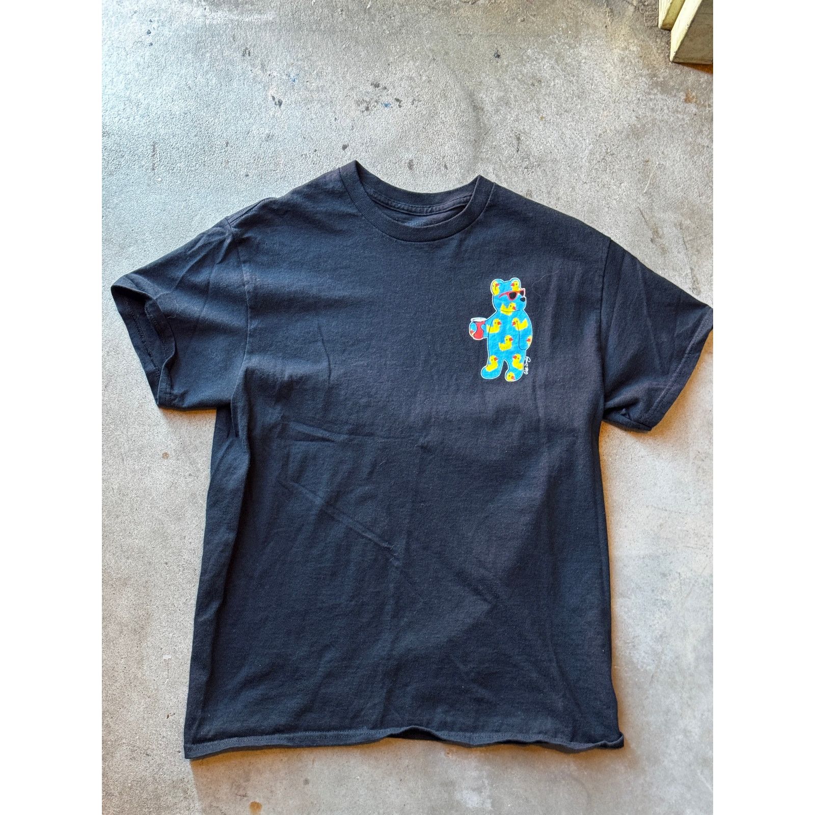 Riot Society Riot Society Rubber Duck Bear T-Shirt (M) Size US M / EU 48-50 / 2 - 1 Thumbnail