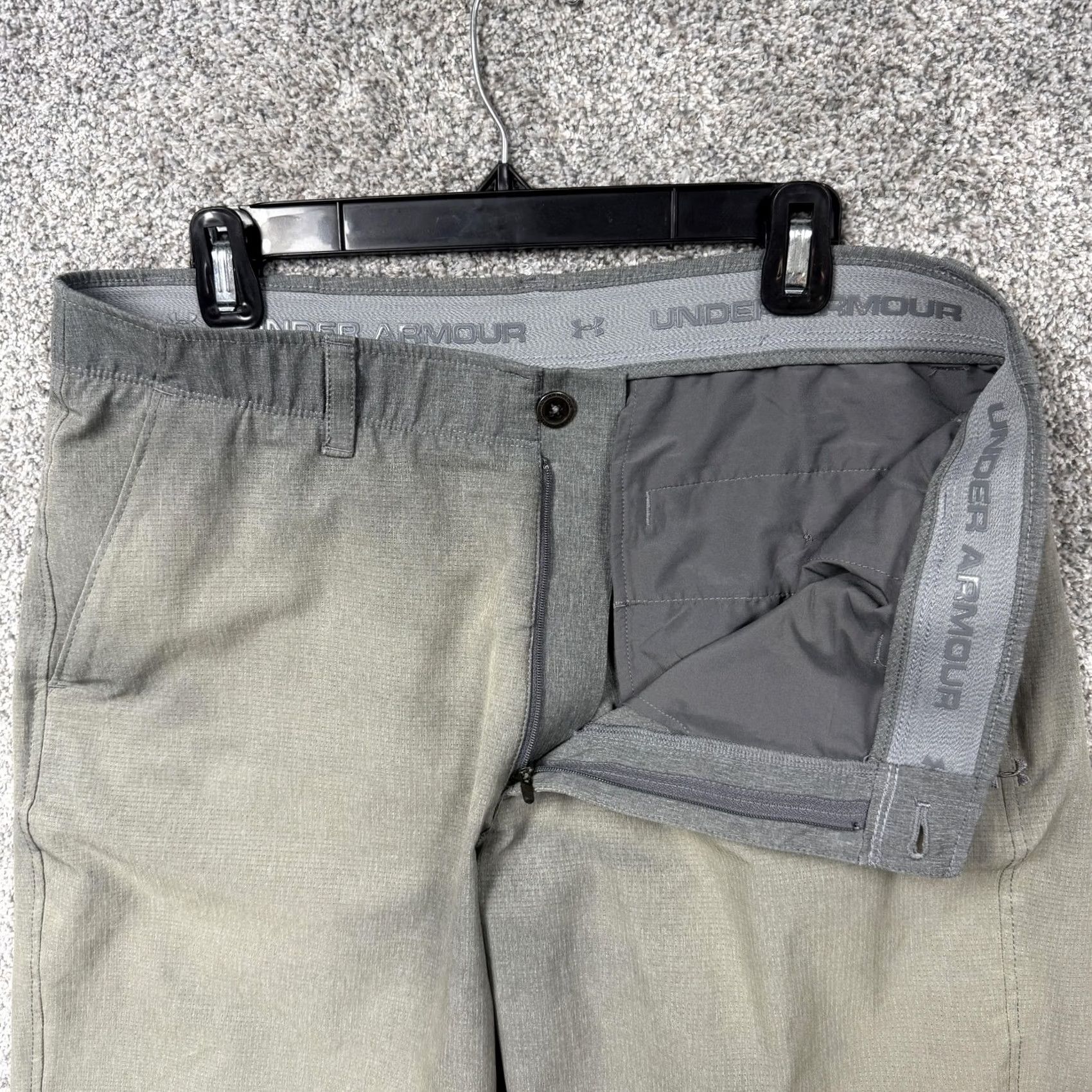 Under Armour Under Armour Shorts Mens 36 Gray Golf Athletic HeatGear Lightweight Loose Casual Activewear Size US 36 / EU 52 - 7 Thumbnail