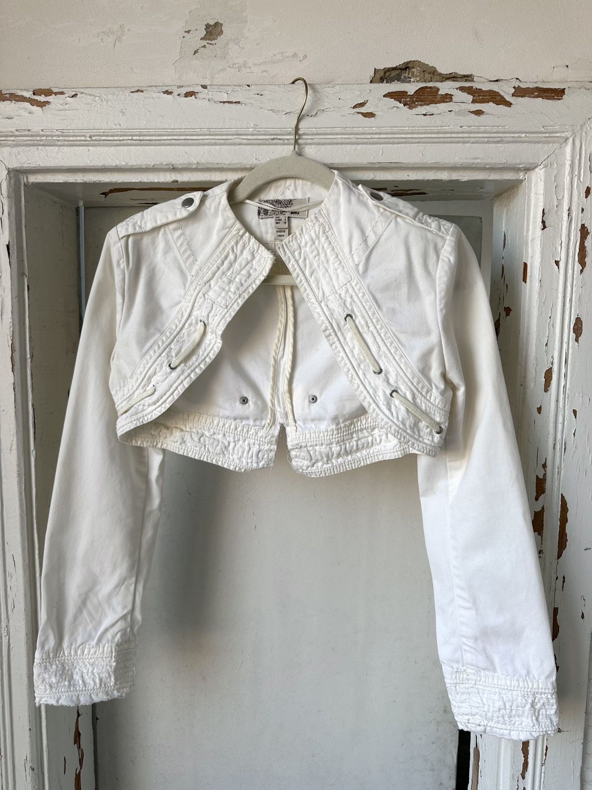 20471120 × Beauty Beast × Vintage Vintage White Cropped Jacket Size S / US 4 / IT 40 - 1 Thumbnail