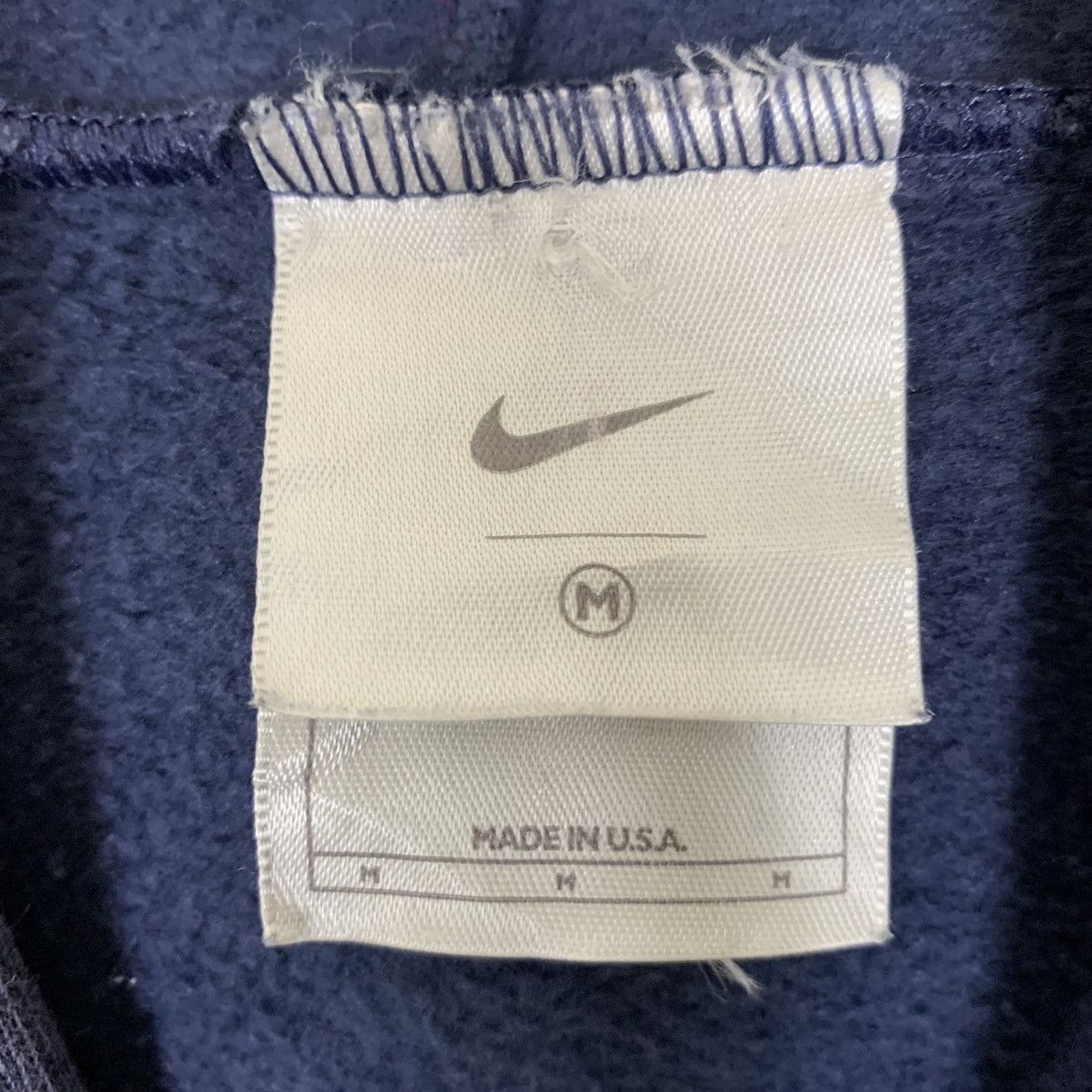 Nike Vintage Nike Hoodie Nike Pullover Size US M / EU 48-50 / 2 - 9 Thumbnail