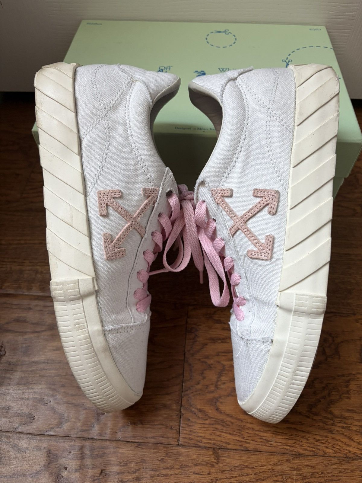Off-White Off-White Volcanized Low White Pink Size US 8 / EU 41 - 2 Thumbnail