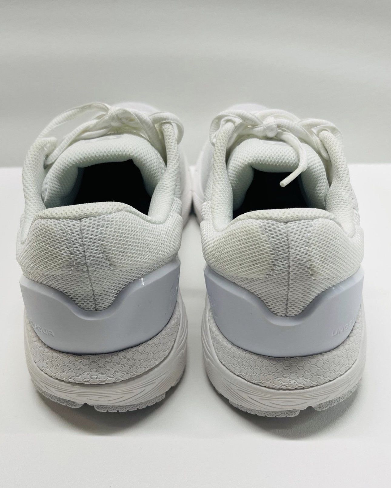 Under Armour Under Armour Hovr Intake 6 Triple White Size US 10.5 / EU 43-44 - 5 Thumbnail