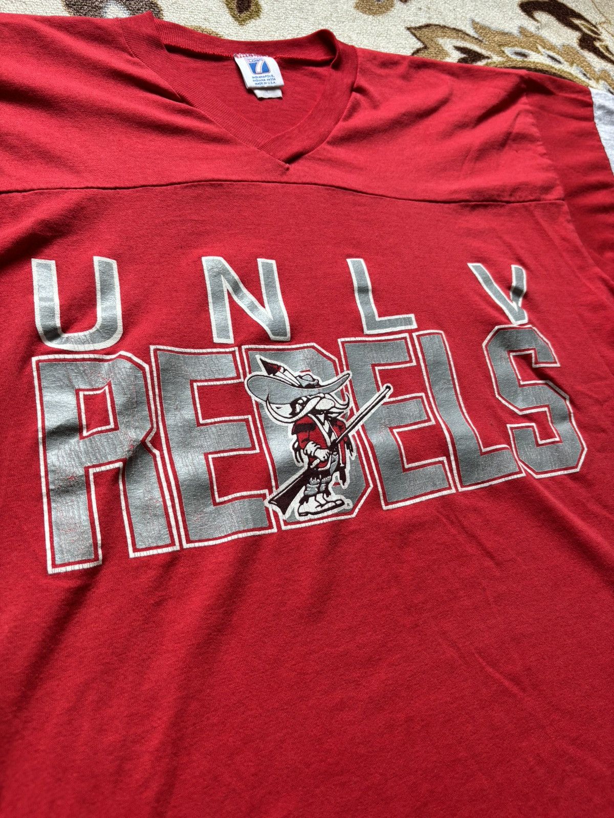 Vintage Vintage UNLV Jersey Size US L / EU 52-54 / 3 - 2 Thumbnail