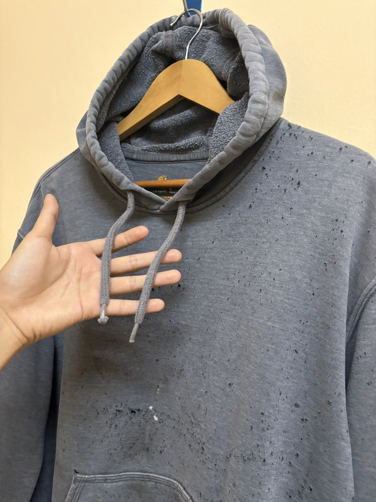 Carhartt Vintage Carhartt Hoodie Damaged Trashed Sun Faded Distressed Size US L / EU 52-54 / 3 - 15 Thumbnail