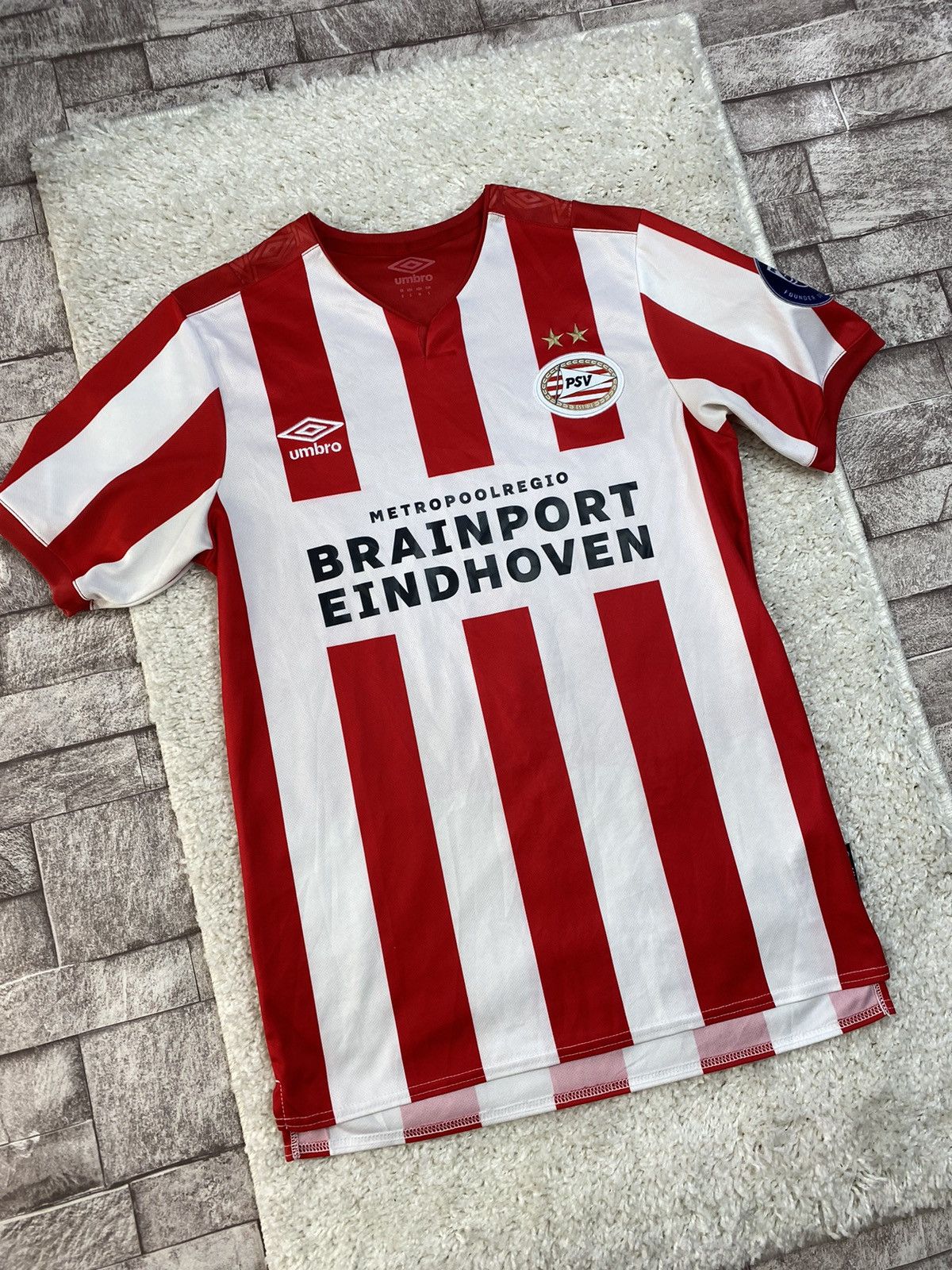 Umbro Umbro PSV Eindhoven Home Shirt 2019-2020 Size US S / EU 44-46 / 1 - 9 Thumbnail