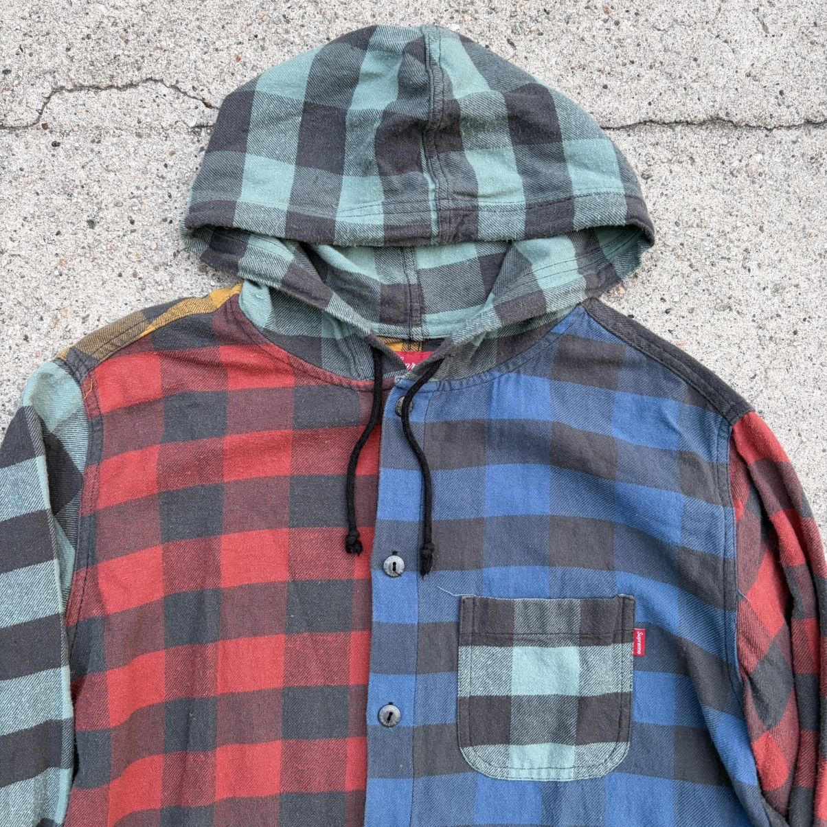 Supreme Supreme 2017 Multi Color Buffalo Hooded Flannel Size Medium Size US M / EU 48-50 / 2 - 2 Thumbnail