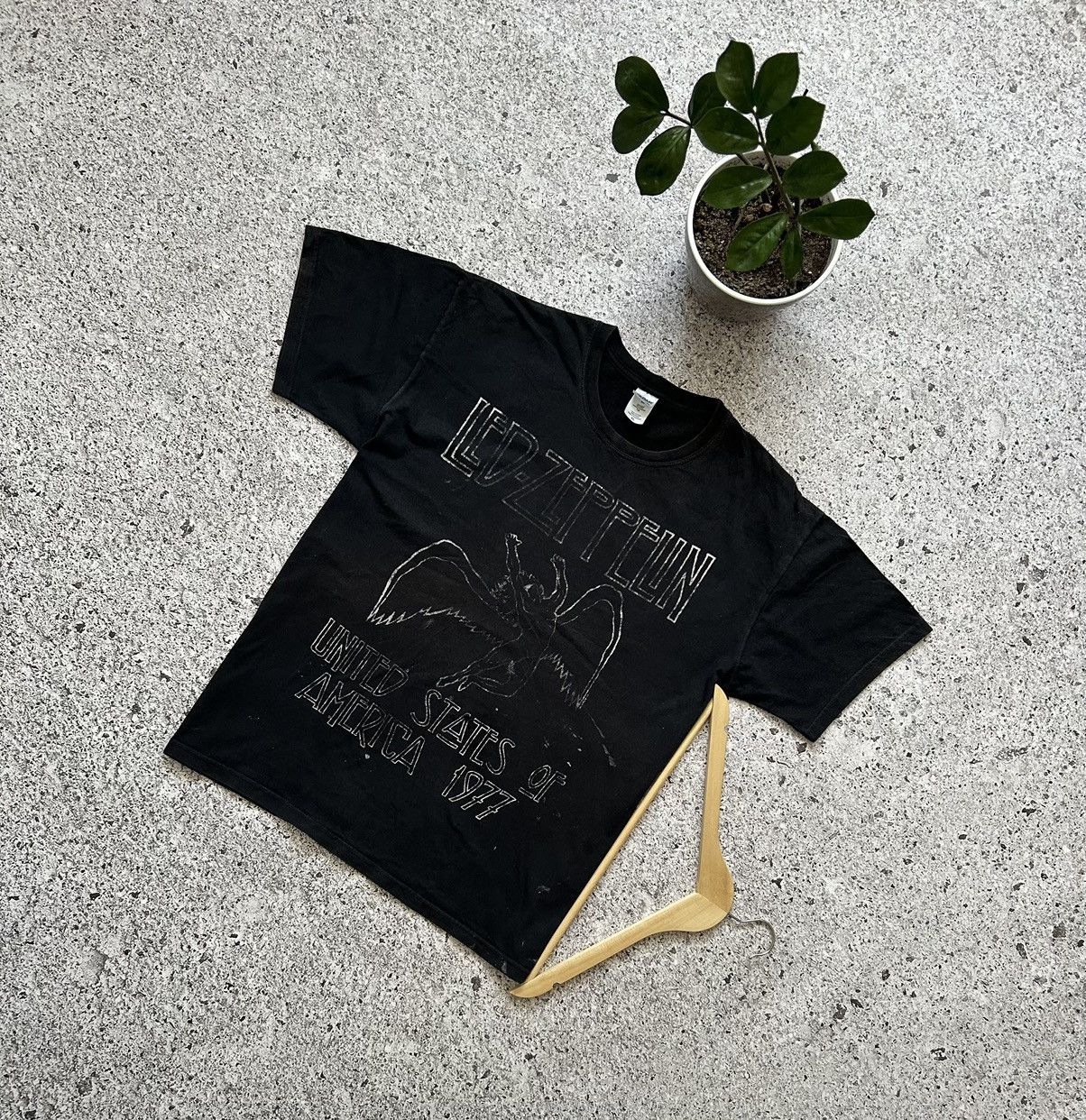Band Tees × Vintage Vintage Led Zeppelin U.S. Tour 1977 Rock Band T-shirt Size US XXL / EU 58 / 5 - 1 Thumbnail