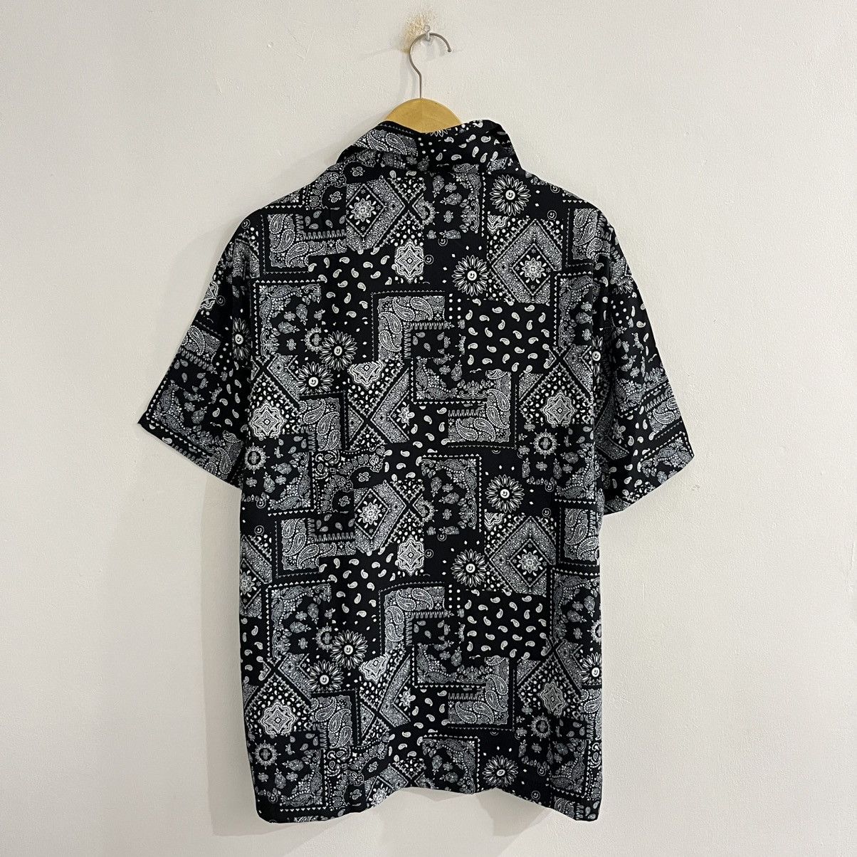 Other All Over Print Paisley Shirt From Attention Size US L / EU 52-54 / 3 - 6 Thumbnail
