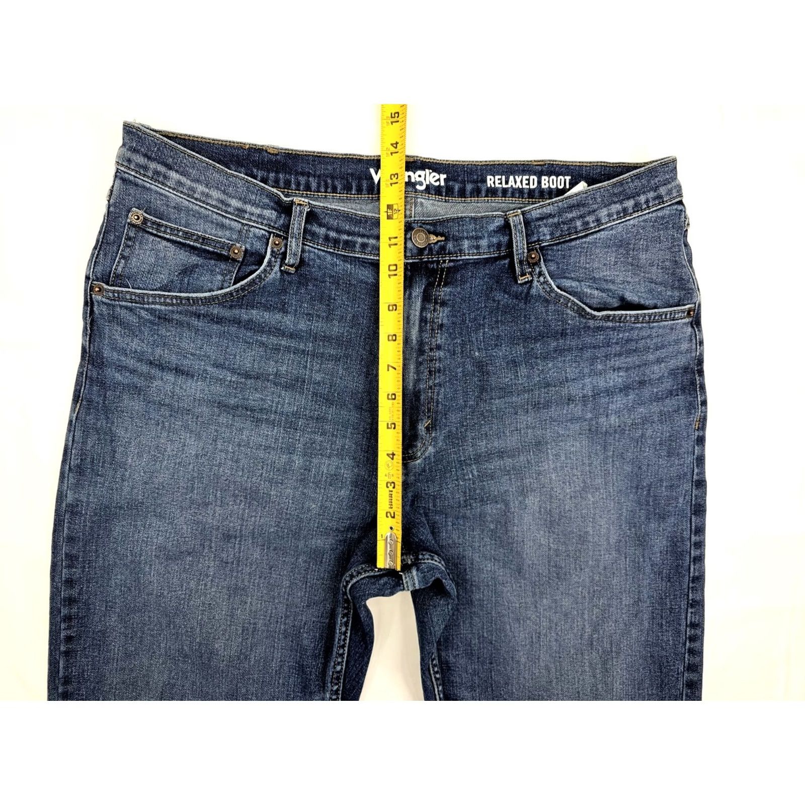 Wrangler VINTAGE Wrangler? Actually not vintage. Wrangler Relaxed Bootcut Jeans Men 38x30 Blue Denim Stretch 5-Pocket Boots Western USA Size US 38 / EU 54 - 4 Thumbnail