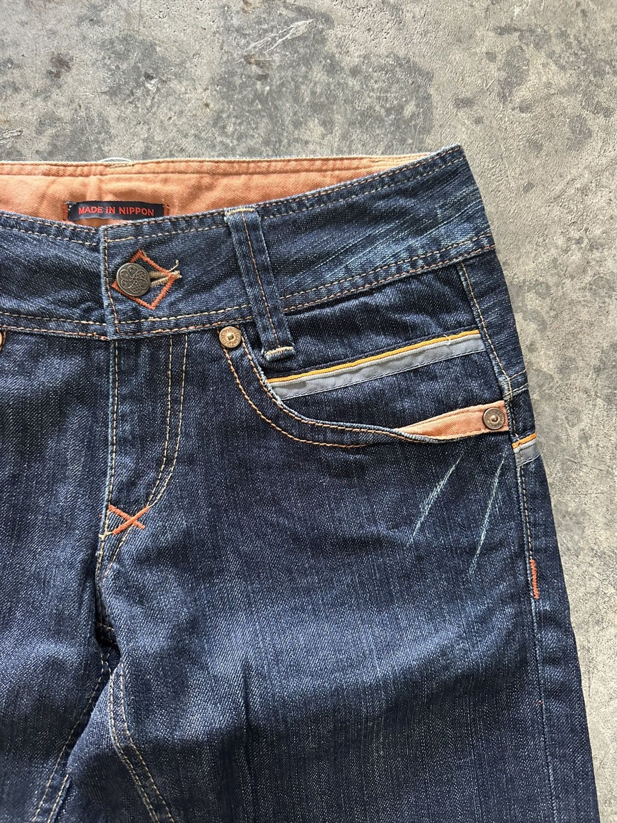 Le Grande Bleu (L.G.B.) ET Boite Flare Jeans Size 29" - 4 Thumbnail