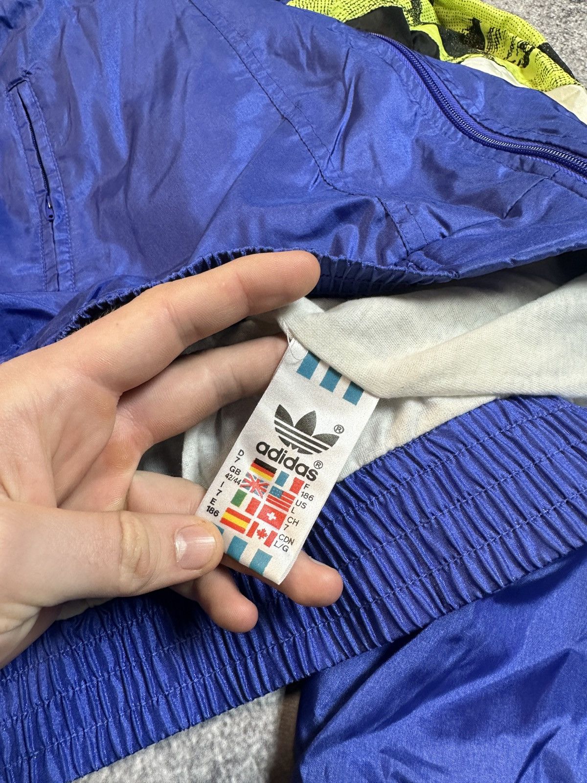 Adidas Very Rare Vintage Adidas Jacket Zip Up Streetwear 90s L hype Size US L / EU 52-54 / 3 - 5 Thumbnail