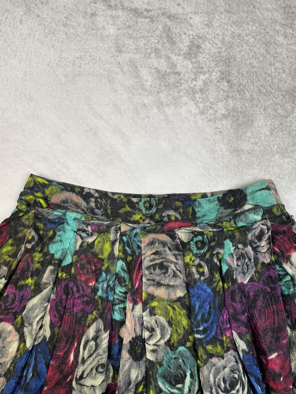 Lanvin Resort 2010 Lanvin by Alber Elbaz Floral Silk Skirt Size 25" / US 0 / IT 36 - 8 Thumbnail