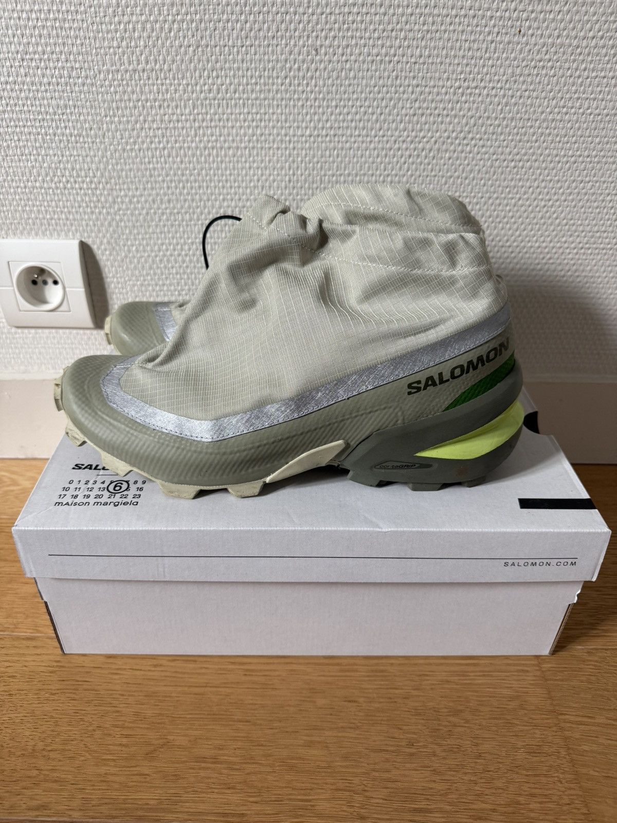 Maison Margiela × Salomon Salomon x MM6 Cross Mid Alfalfa Size US 10 / EU 43 - 1 Thumbnail