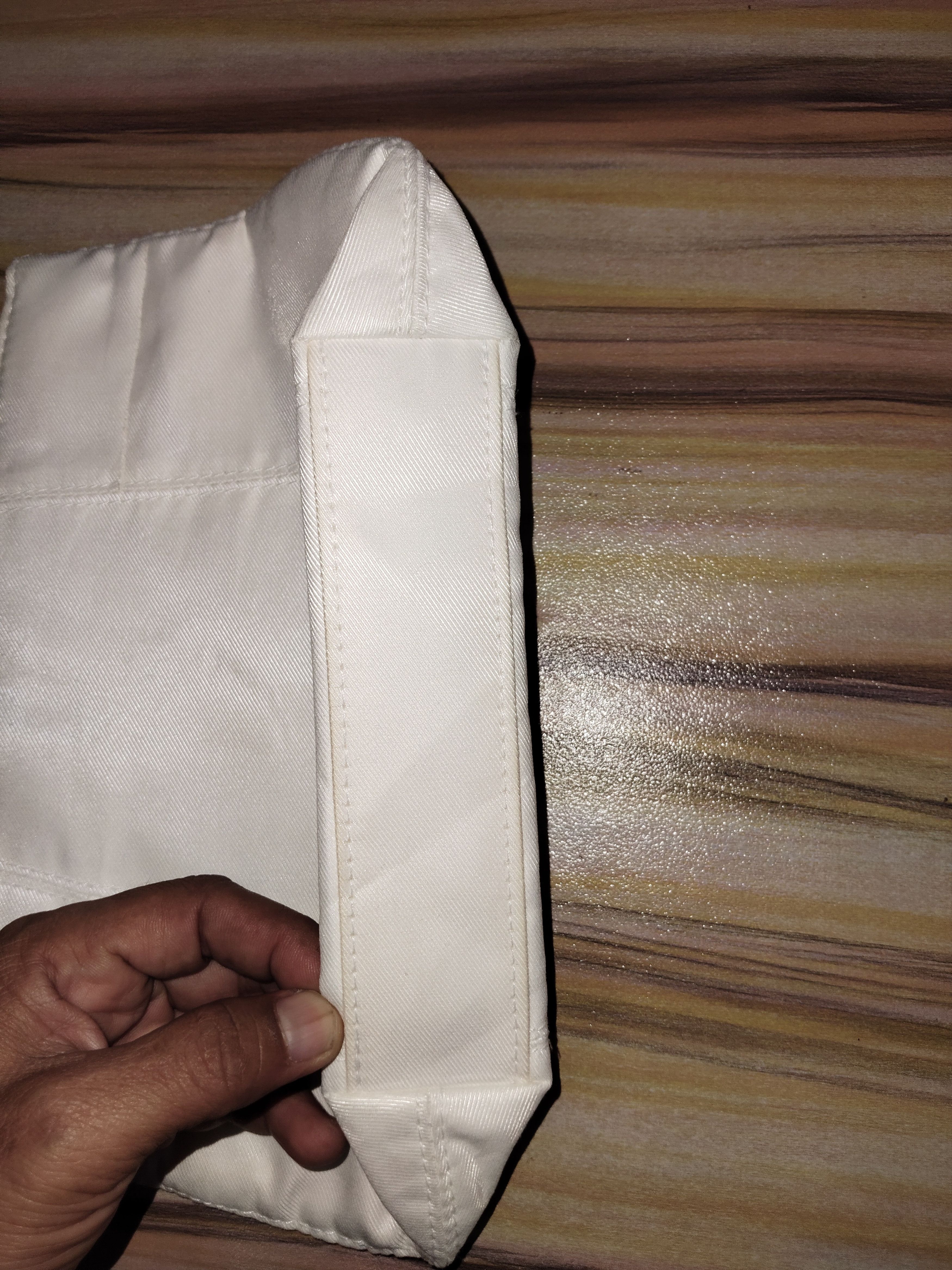 Yves Saint Laurent YVES SAINT LAURENT Make Up Clutch Size ONE SIZE - 3 Thumbnail