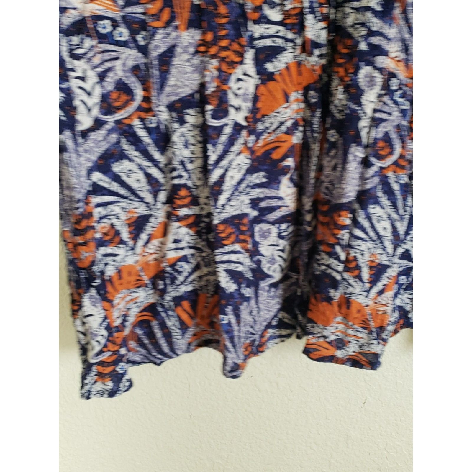 Anthropologie Maeve anthroplogie womens Size Medium floral v neck blouse Size M / US 6-8 / IT 42-44 - 5 Thumbnail
