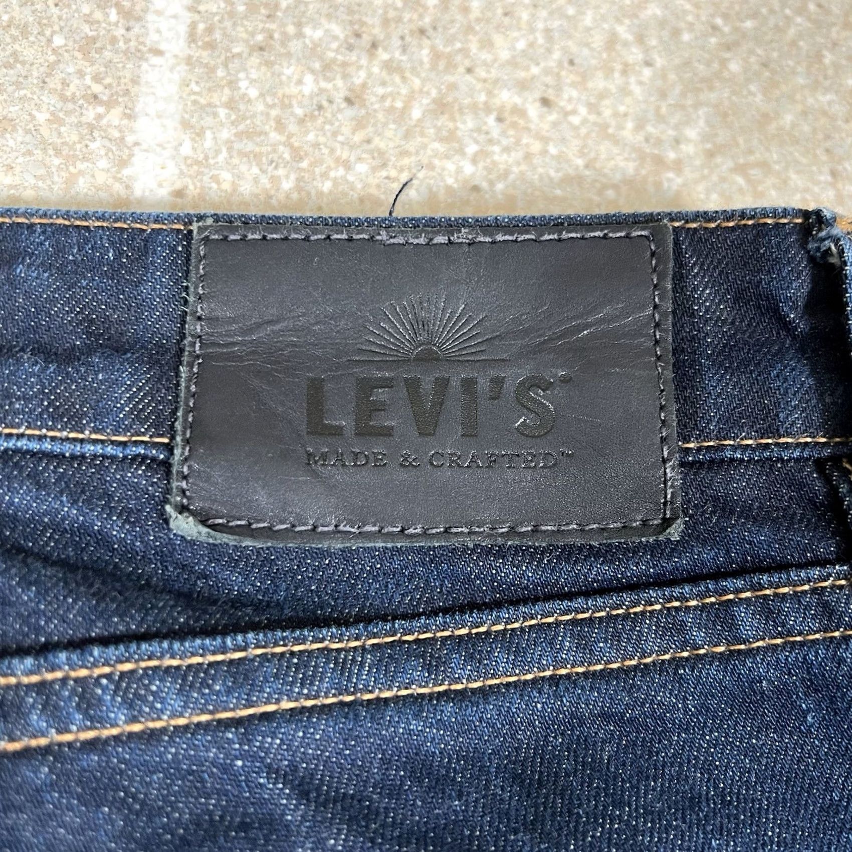 Levi's Levi's Made & Crafted Jeans Slim Dark Wash 30x32 Mens Blue Straight Denim Slimming Size US 30 / EU 46 - 4 Thumbnail