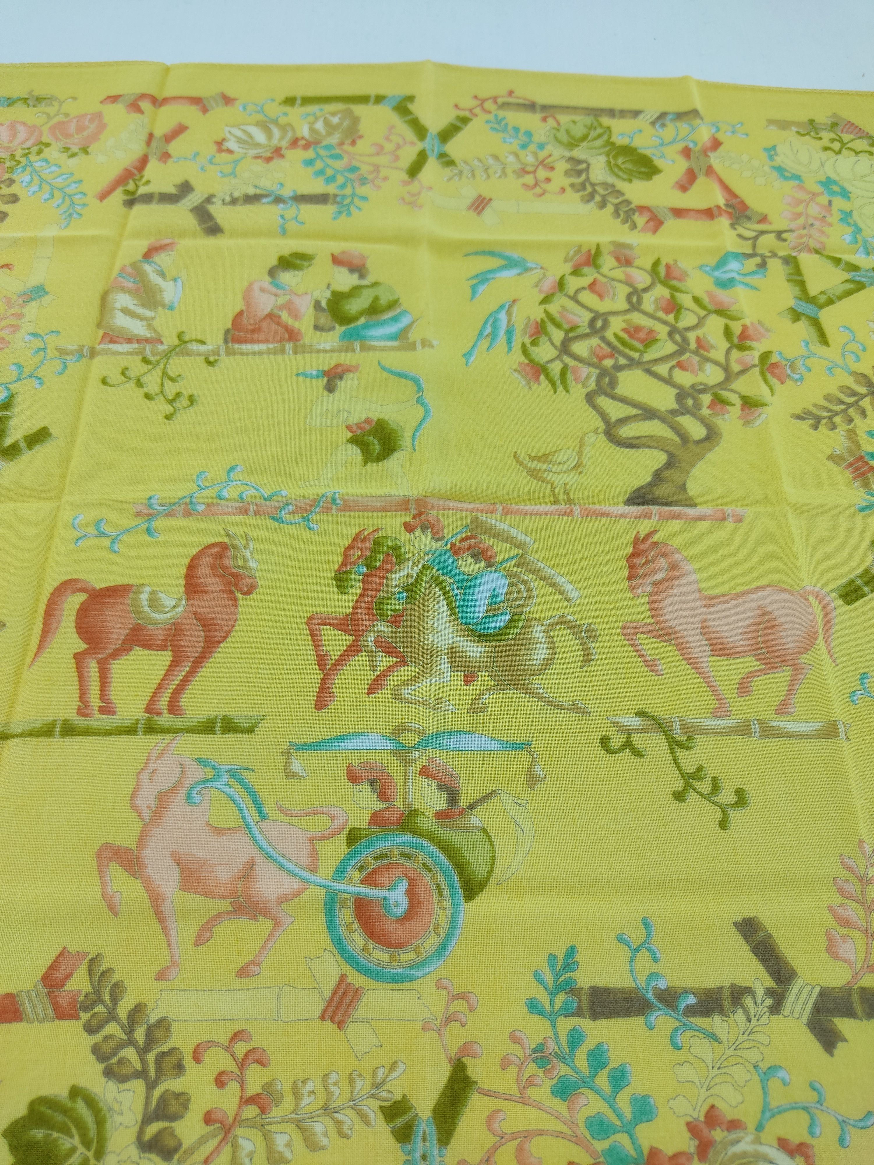 Salvatore Ferragamo Vintage Salvatore Ferragamo Handkerchief / Neckwear /Bandana Size ONE SIZE - 4 Thumbnail