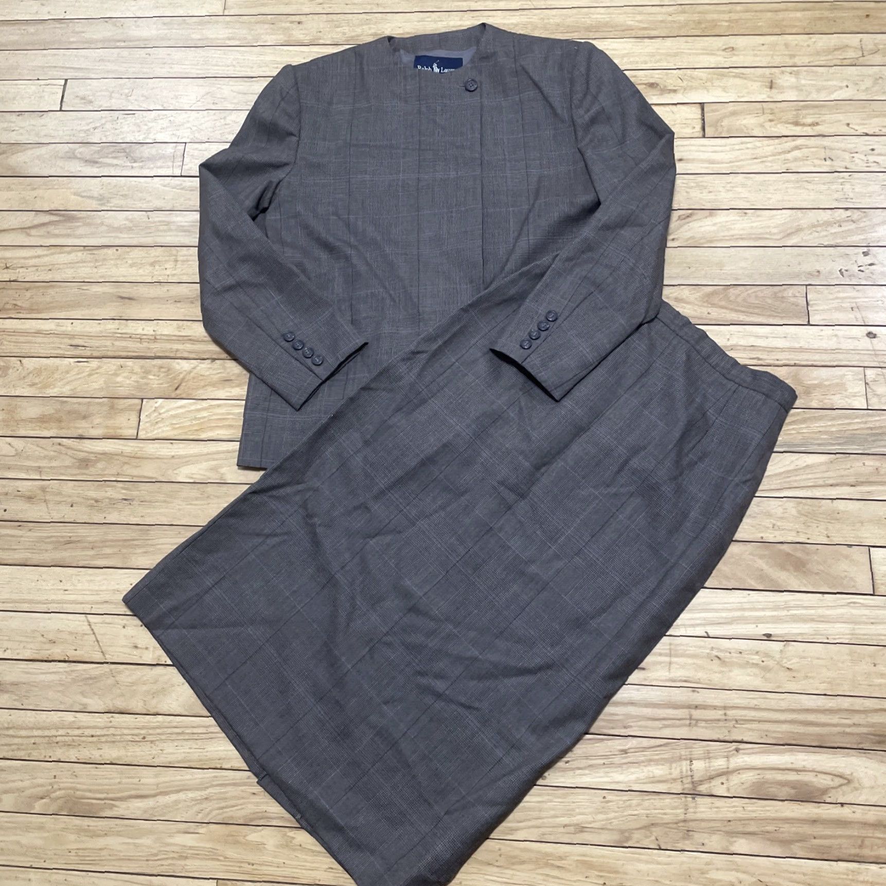 Ralph Lauren VINTAGE Ralph Lauren Skirt Suit Wool 10 Brown Gray Check Plaid Women’s 2-Piece Woolen Set Jacket and Skirt, 90s, Vintage, Classic, Business Womens Size 32" / US 10 / IT 46 - 2 Thumbnail
