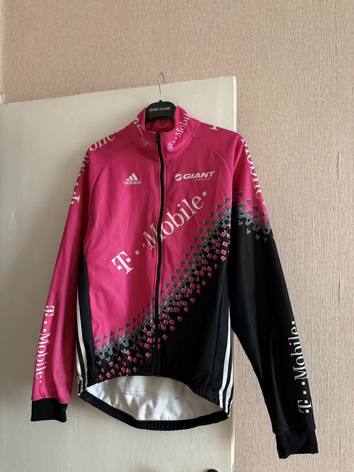Adidas Vintage Adidas TEAM TELEKOM T-MOBILE cycling Jacket Size US M / EU 48-50 / 2 - 1 Thumbnail