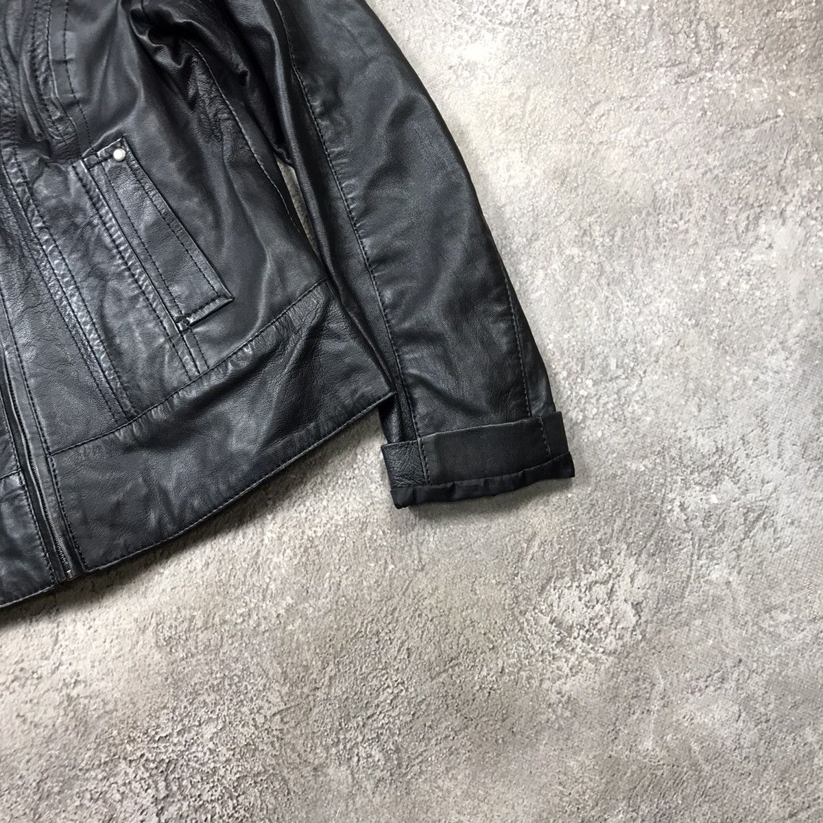 Vintage Vintage 90s Faded Black Leather Jacket Streetwear Cropped M Size M / US 6-8 / IT 42-44 - 5 Thumbnail