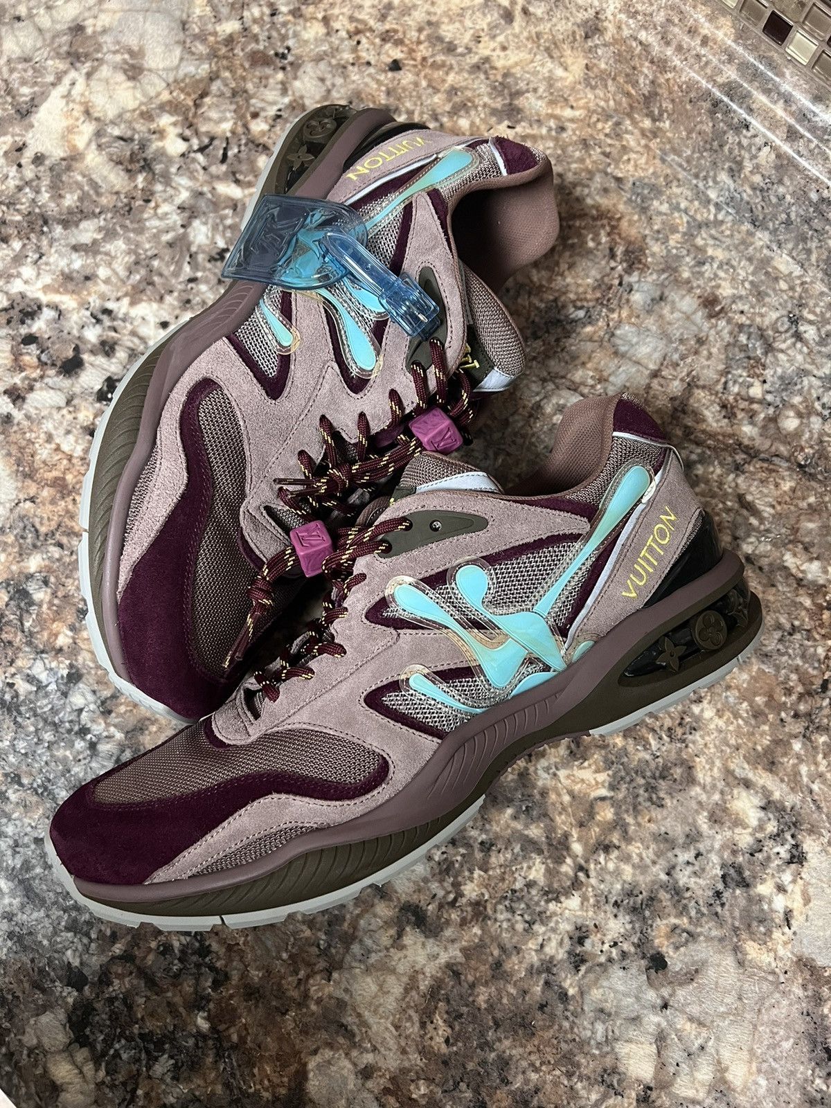Louis Vuitton Louis Vuitton Trail Trainer sneaker Aubergine 10 LV 11.5 Size US 11.5 / EU 44-45 - 2 Thumbnail