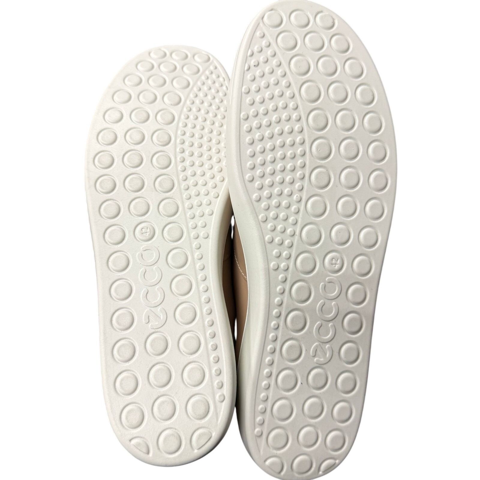 Ecco ECCO WOMEN'S 42 CLASSIC SOFT LEATHER SNEAKER NUDE NIB 857683 Size US 11 / IT 41 - 5 Thumbnail
