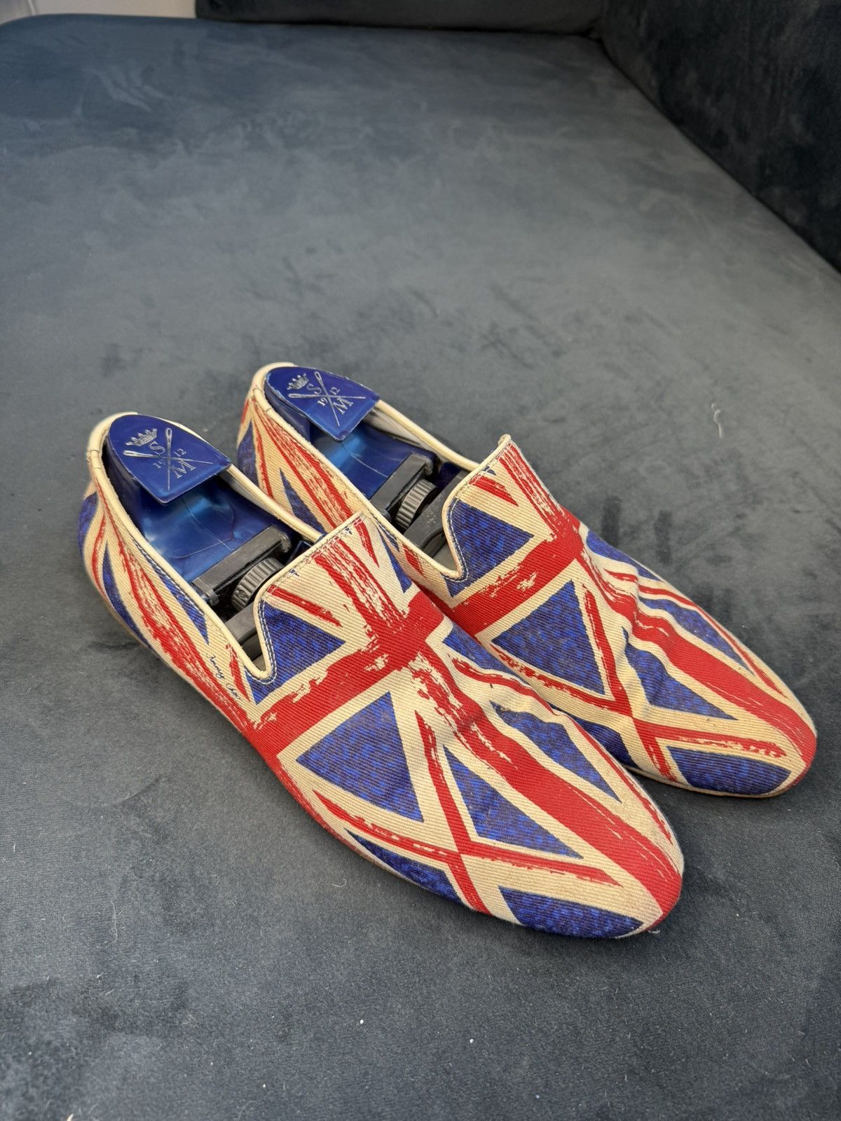 Jimmy Choo Rare Jimmy Choo Union Jack loafers EU 44.5 Size US 10 / EU 43 - 4 Thumbnail