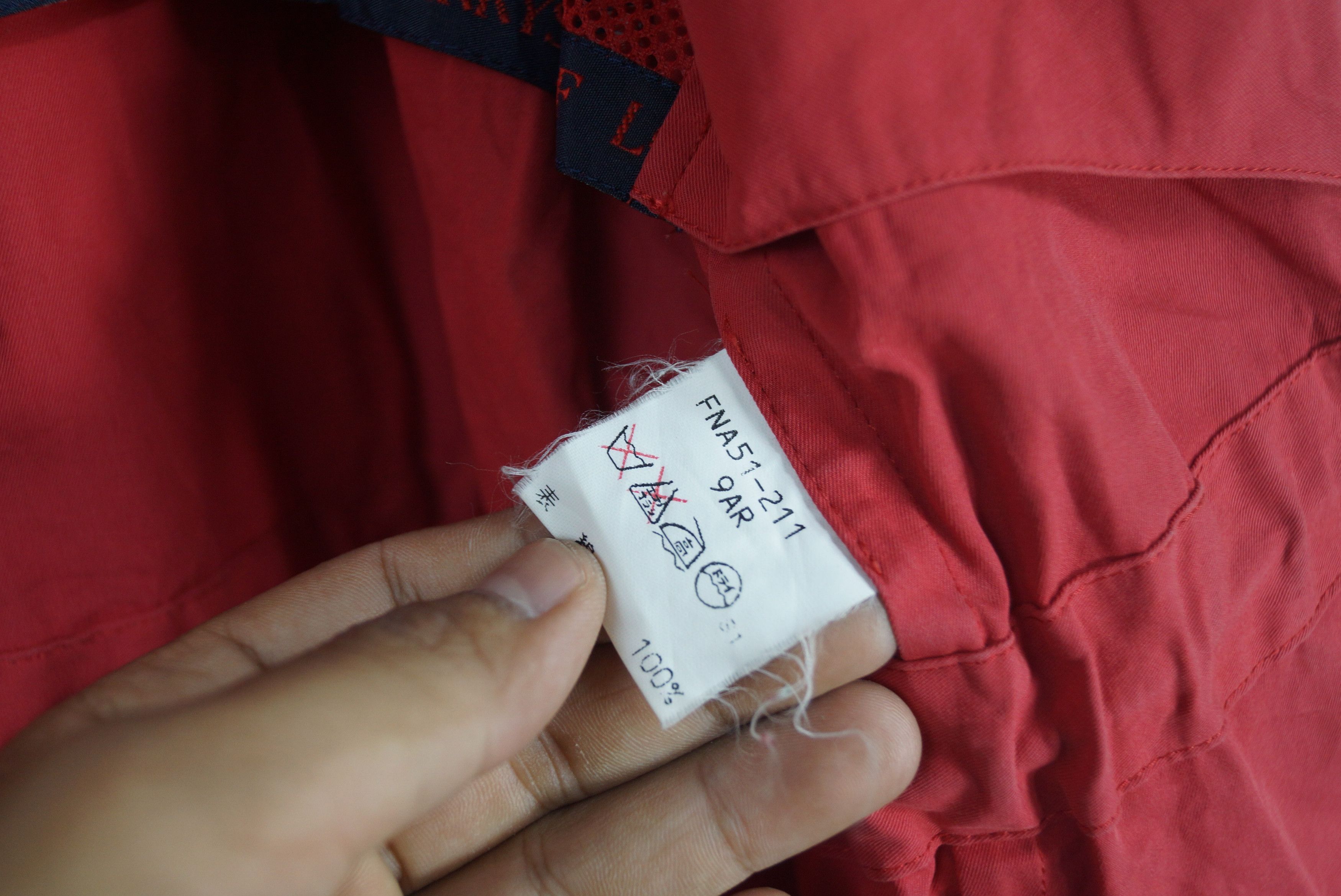 Burberry × Vintage Burberry Parkar Red Nice Design Size US L / EU 52-54 / 3 - 5 Thumbnail