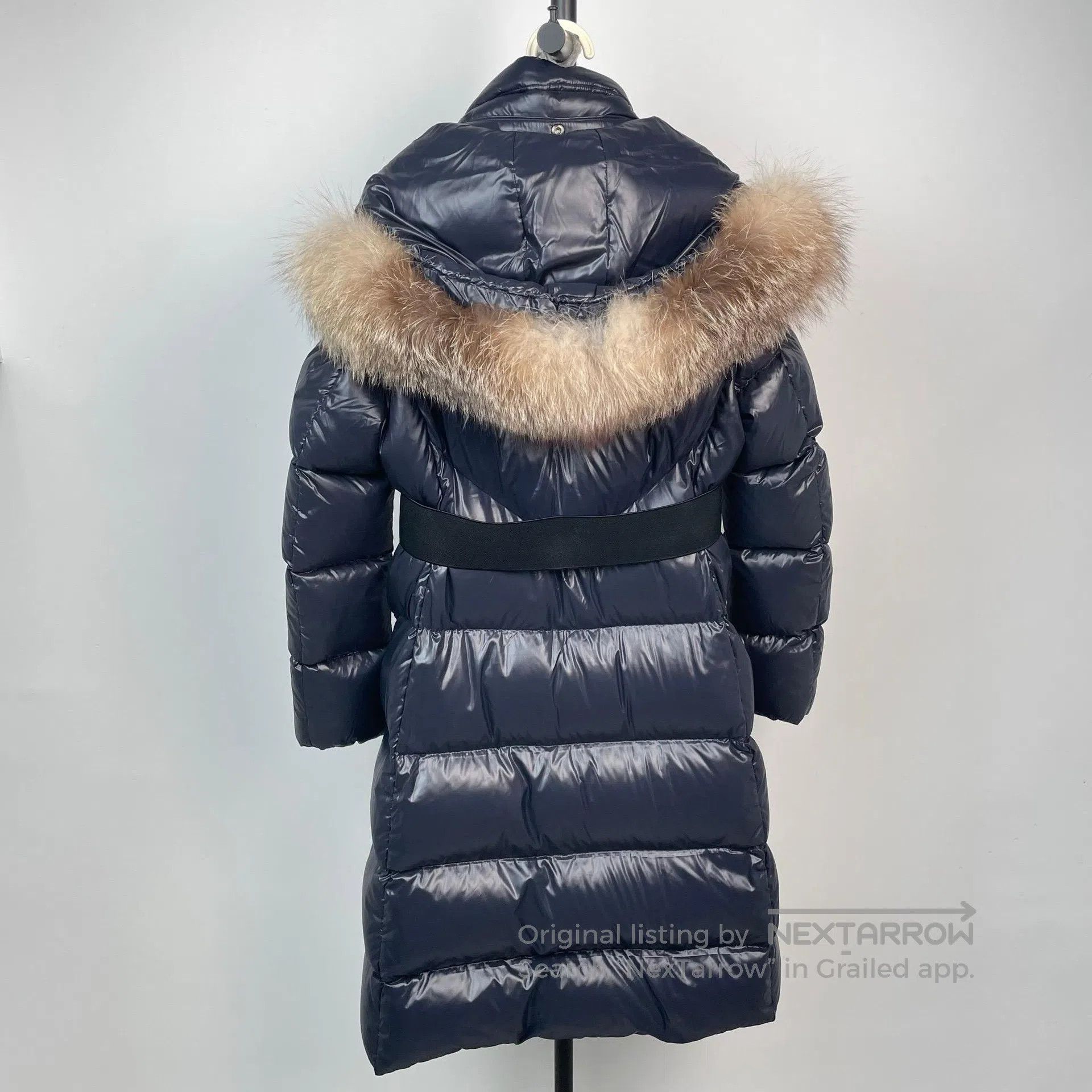 Moncler Moncler Deep blue V-stitched long down jacket with fur col Size XS / US 0-2 / IT 36-38 - 2 Thumbnail