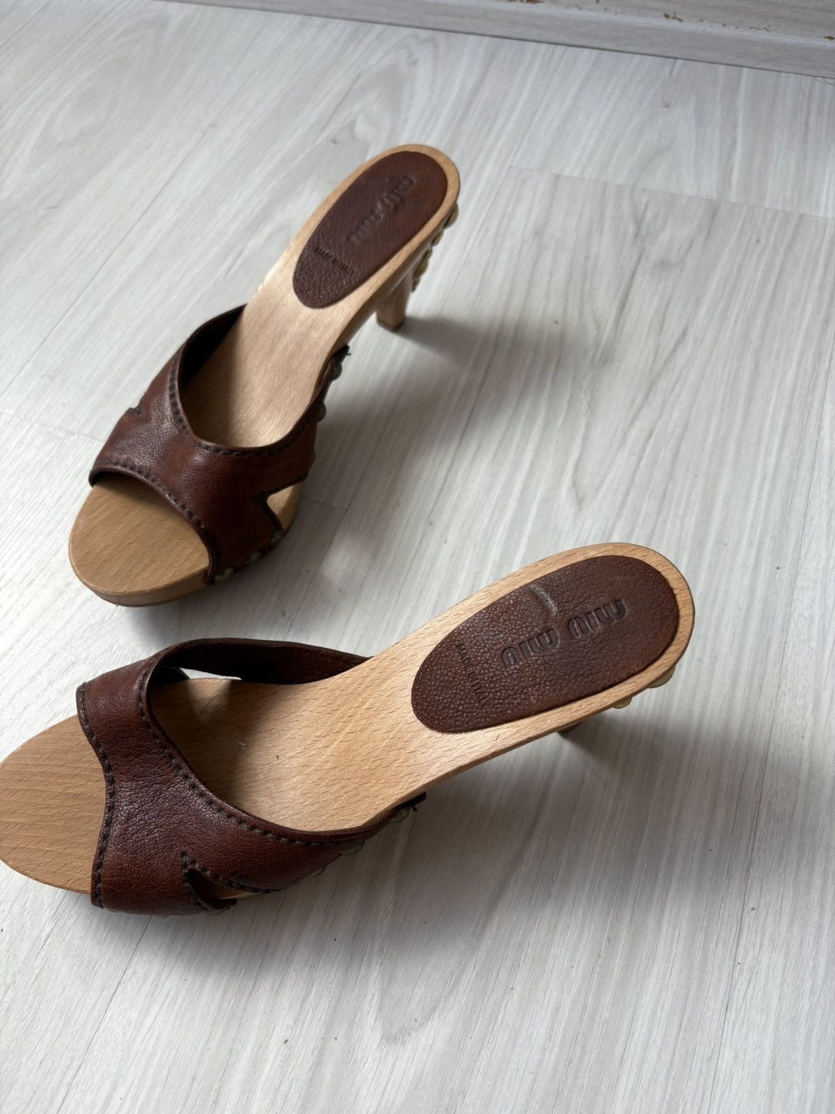 Miu Miu Miumiu clog mules Size US 7.5 / IT 37.5 - 20 Thumbnail