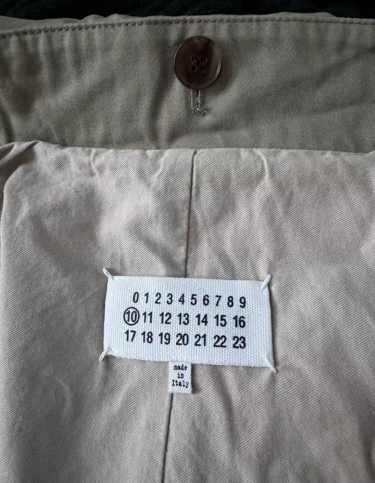 Maison Margiela MAISON MARGIELA FallWinter2016 Runway Modified Military Coat Size US S / EU 44-46 / 1 - 5 Thumbnail