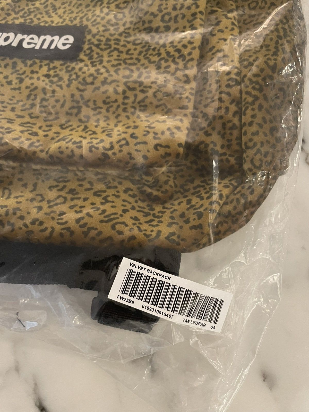 Supreme Supreme Velvet Leopard Backpack 🐆🎒 Size ONE SIZE - 3 Thumbnail