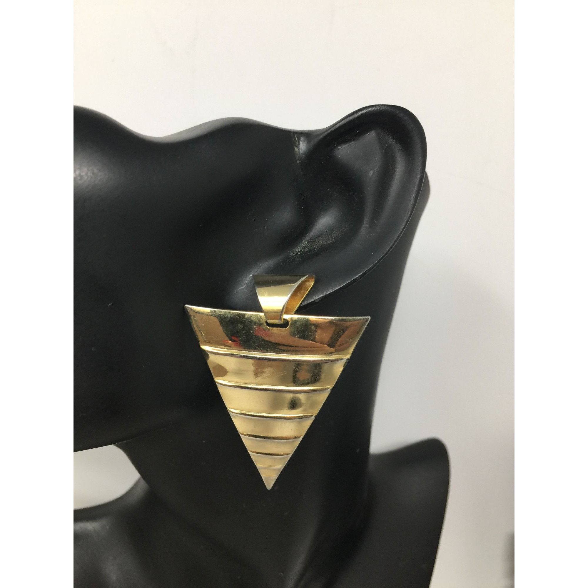 Other Women's Triangle Shaped Gold tone Dangle Earrings Size ONE SIZE - 4 Thumbnail