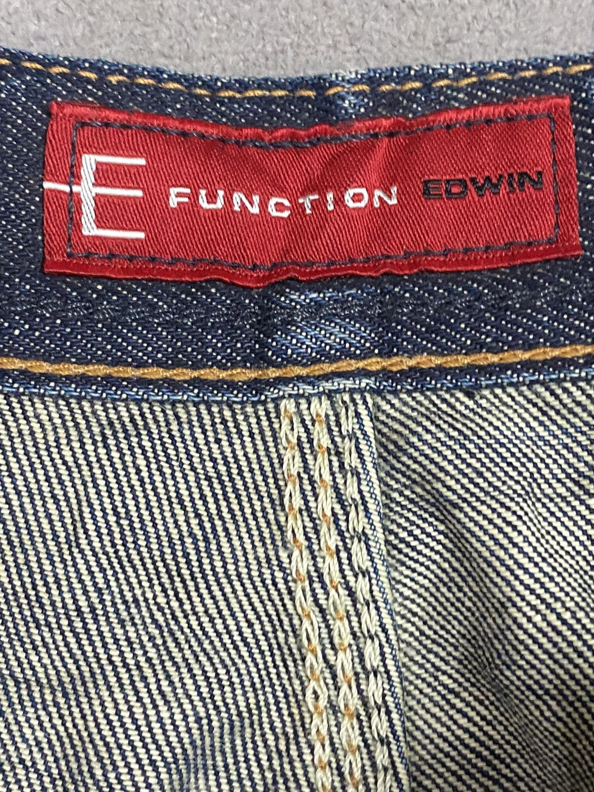 Edwin Edwin Japanese denim jeans with a unique, distressed jeans Size US 29 - 10 Thumbnail