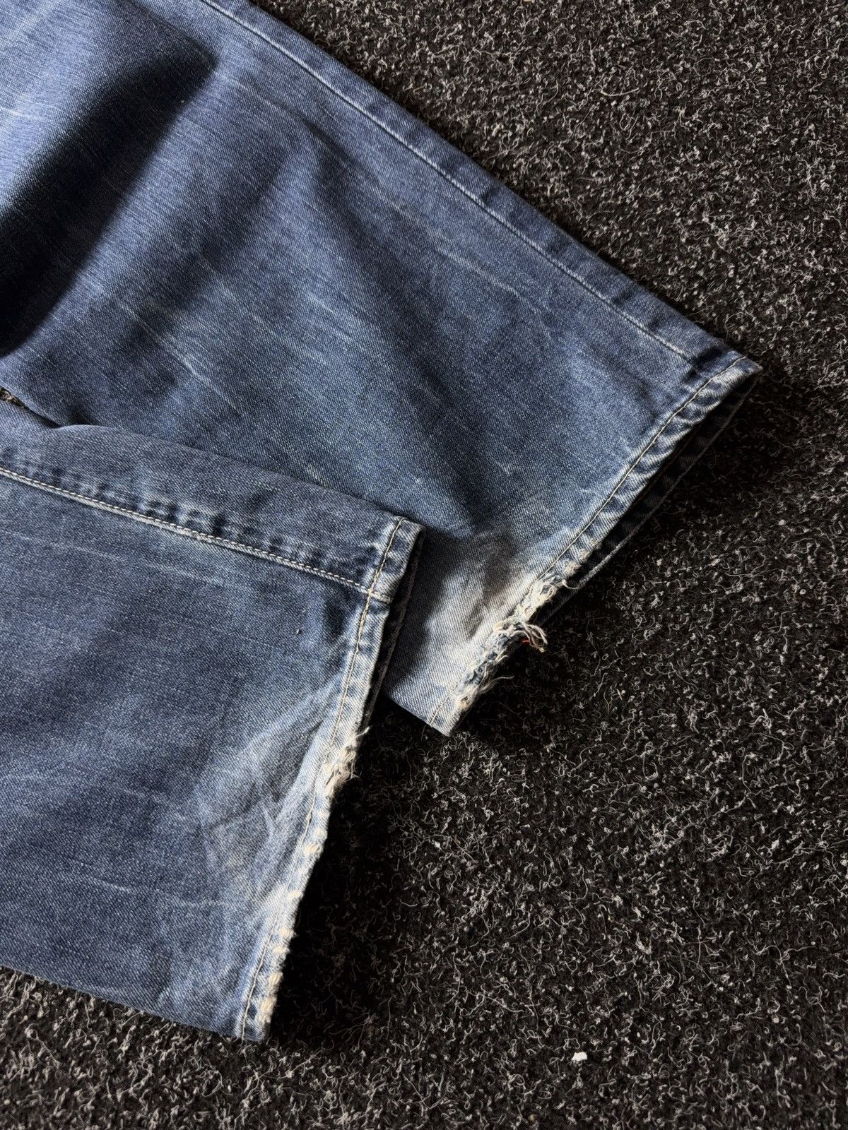 G-Star Vintage 00s G-Star Raw Distressed Light Wash Tapered Jeans Size US 33 - 16 Thumbnail