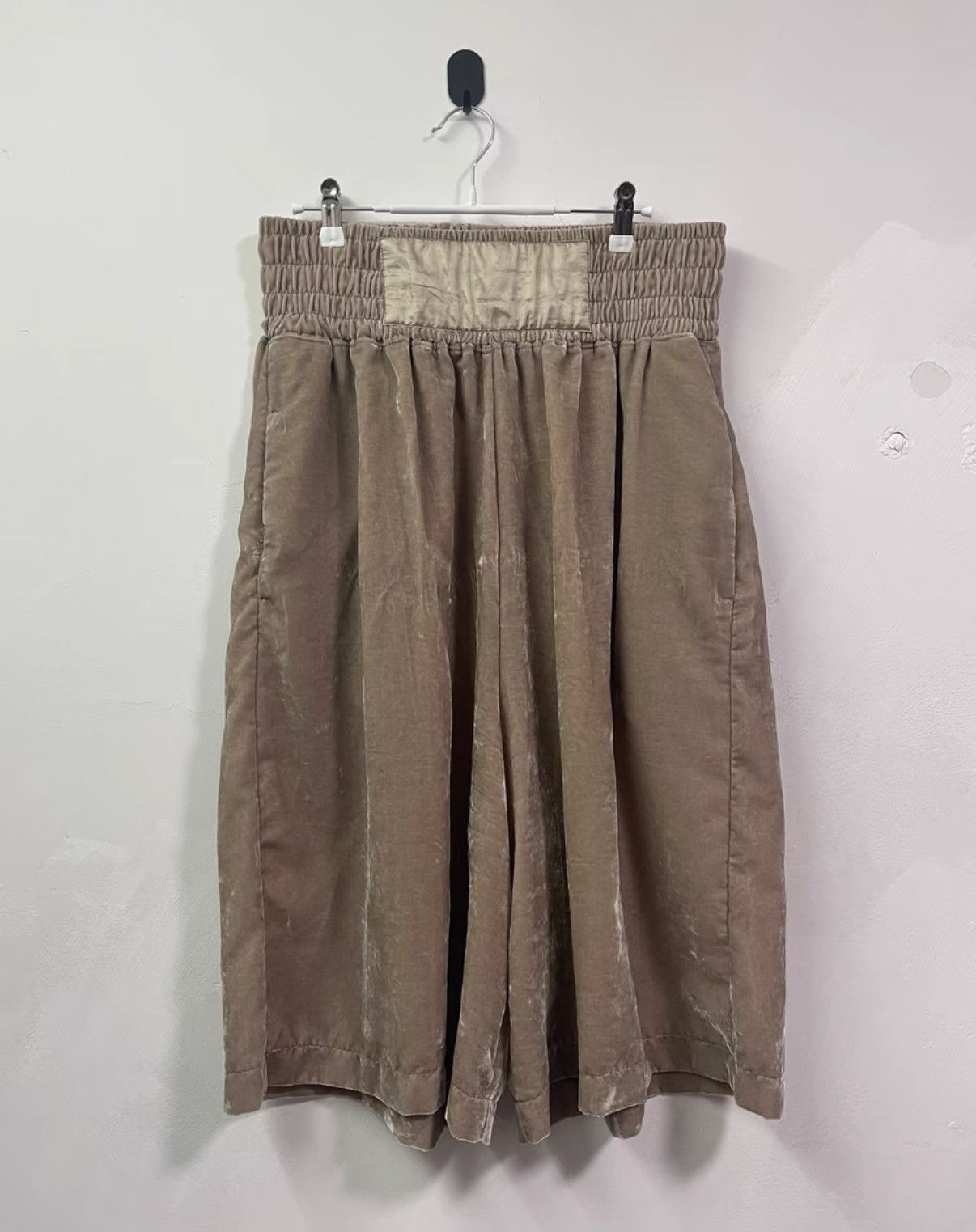 Random Identities Random Identities Velvet Oversized High-Waist Boxing Shorts Size US 34 / EU 50 - 1 Thumbnail
