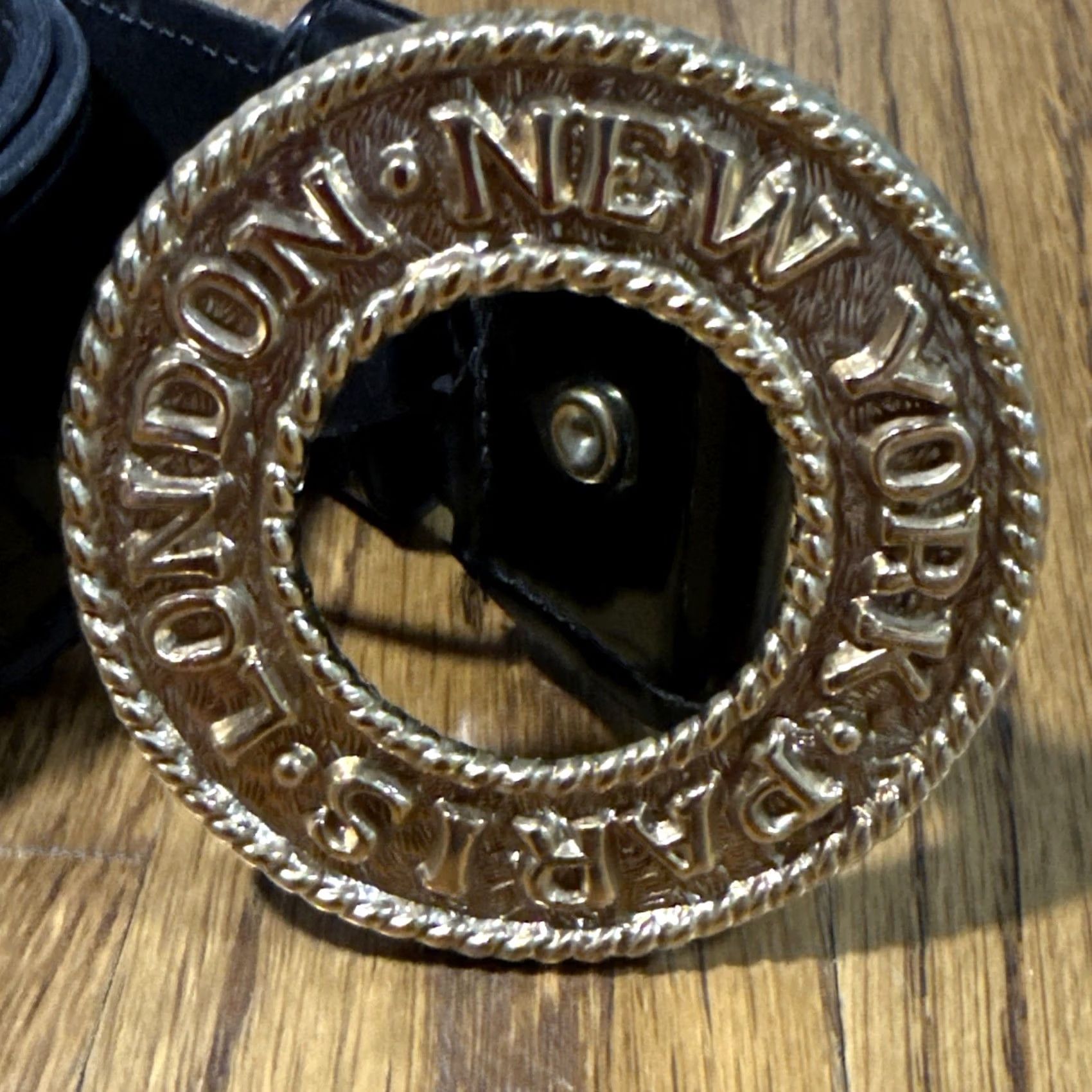 Vintage VINTAGE Details Black Patent Leather Belt Gold Rope Buckle Wide Statement Belt USA Belt Womens M Black Patent Leather Wide Belt Size ONE SIZE - 2 Thumbnail