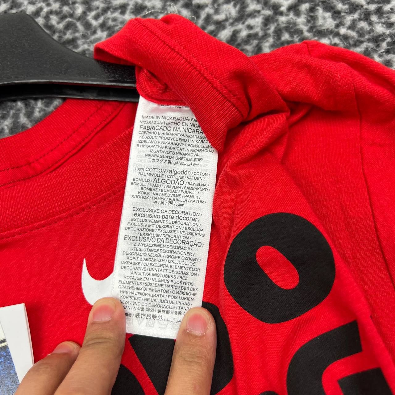 Nike Nike Shirt Men Large Red Georgia Bulldogs Short Sleeve Size US L / EU 52-54 / 3 - 6 Thumbnail