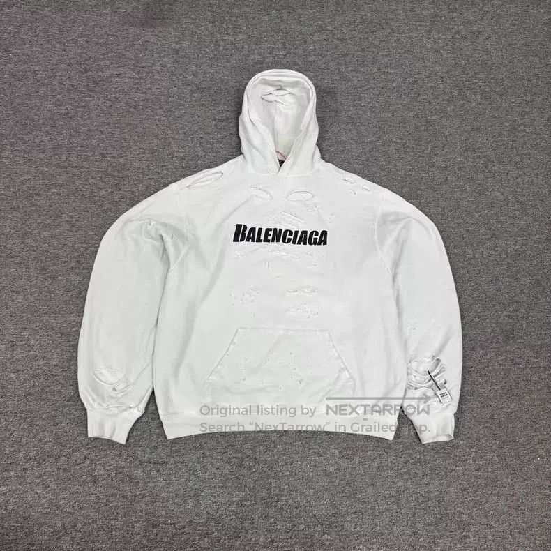 Balenciaga Balenciaga Letter Embroidered Fleece Hoodie Size US XXS / EU 40 - 1 Thumbnail